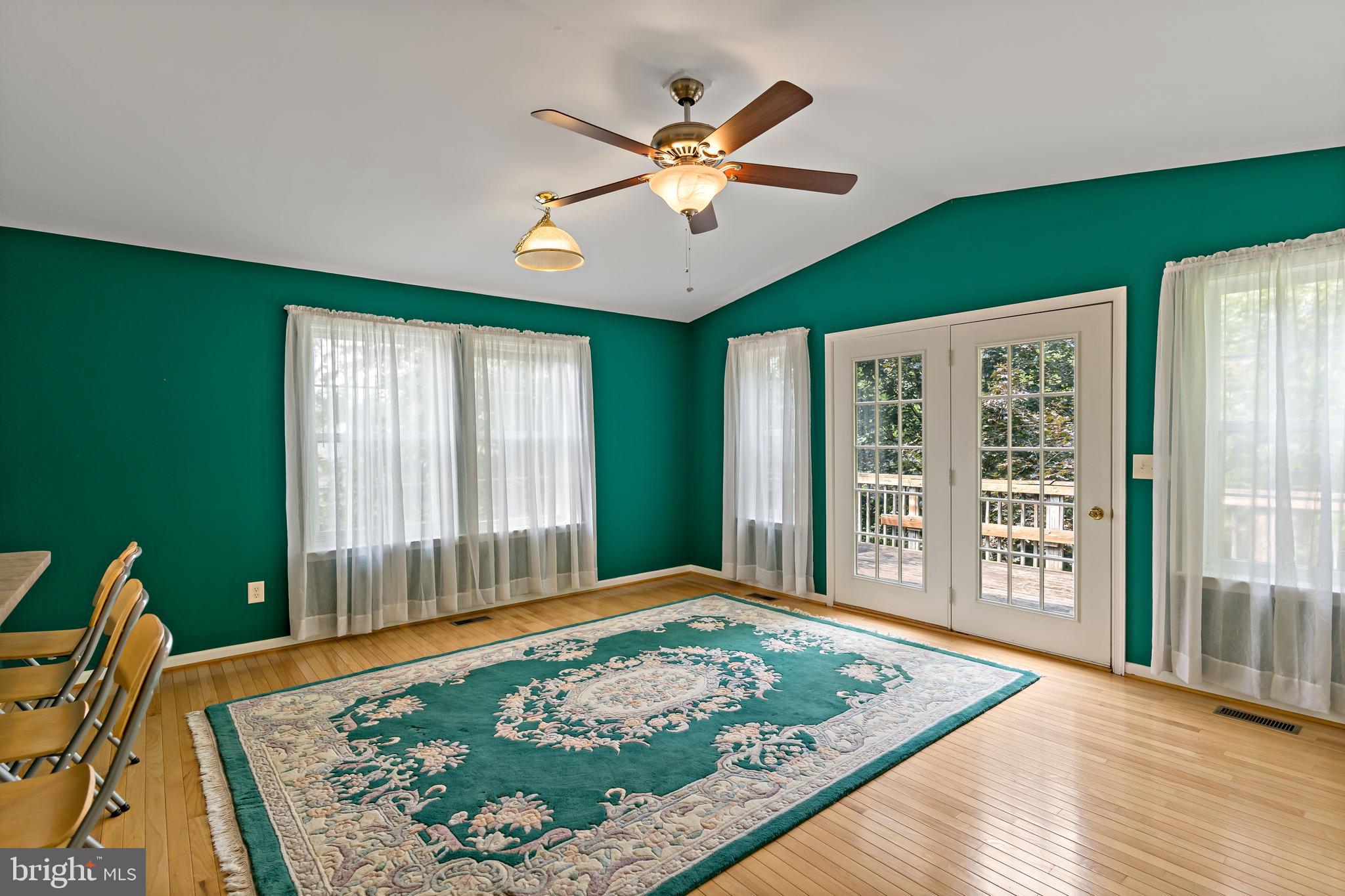 ROSEMONT ORCHARD - Residential