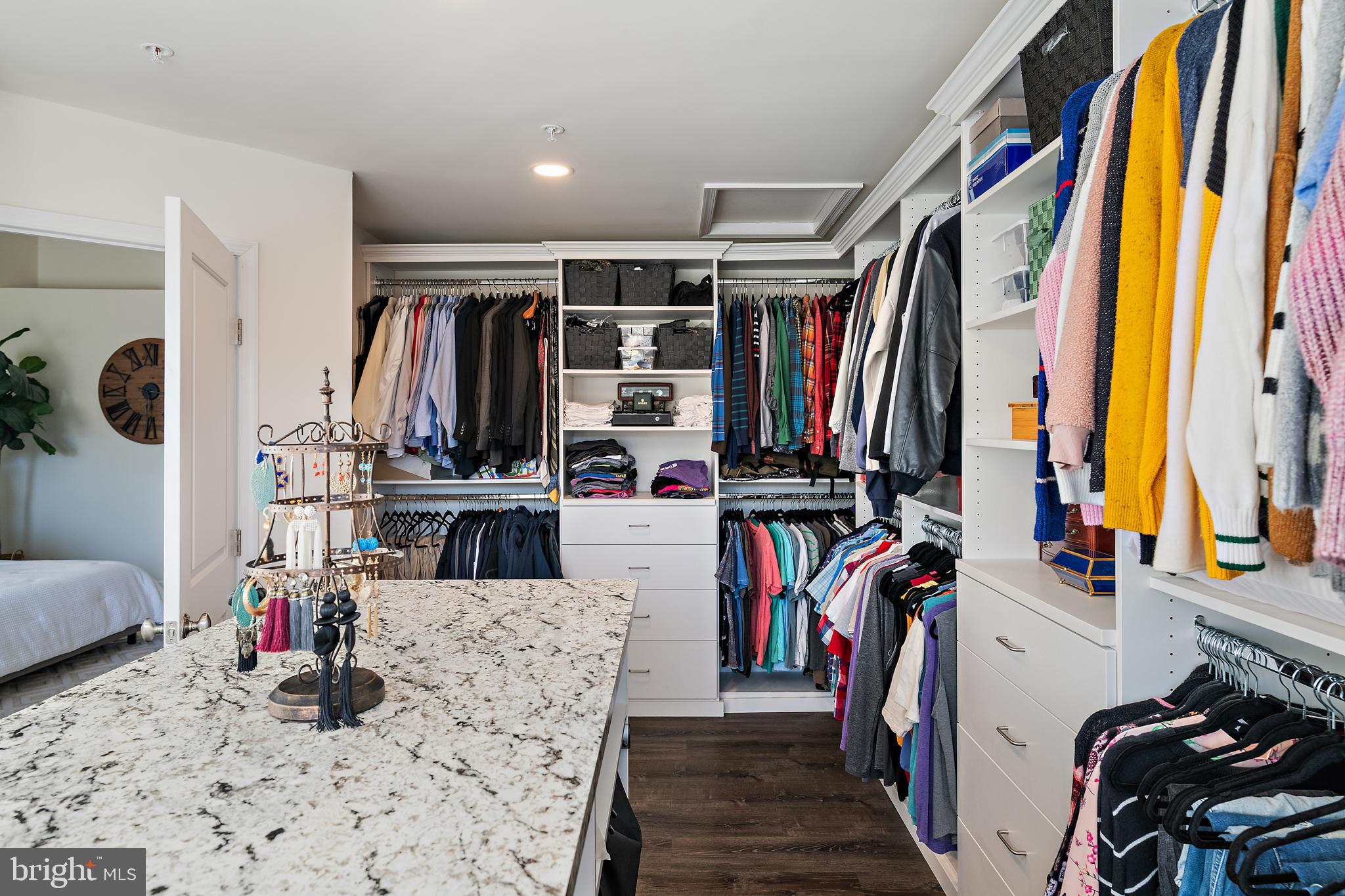 ADMIRALS RIDGE - Residential