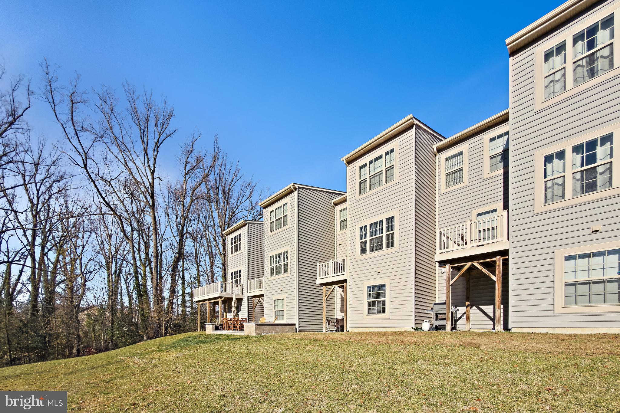 ADMIRALS RIDGE - Residential