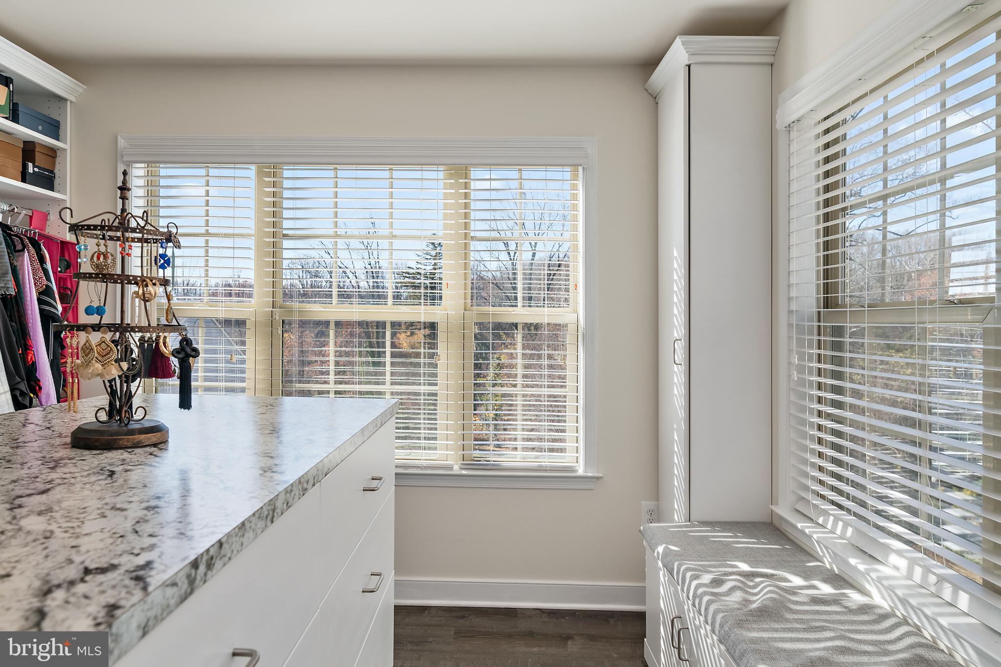 ADMIRALS RIDGE - Residential