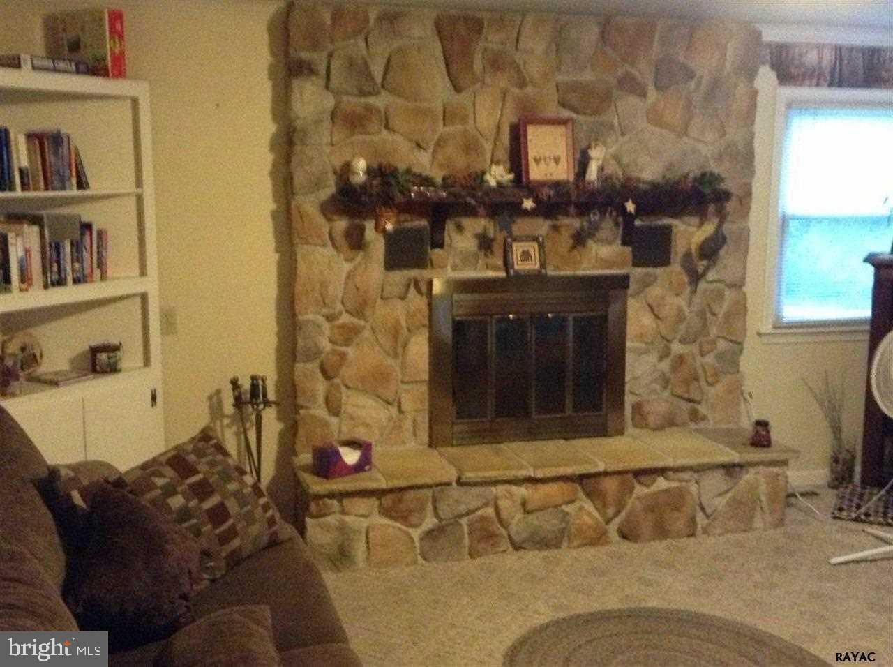 HAINES ACRES - Residential