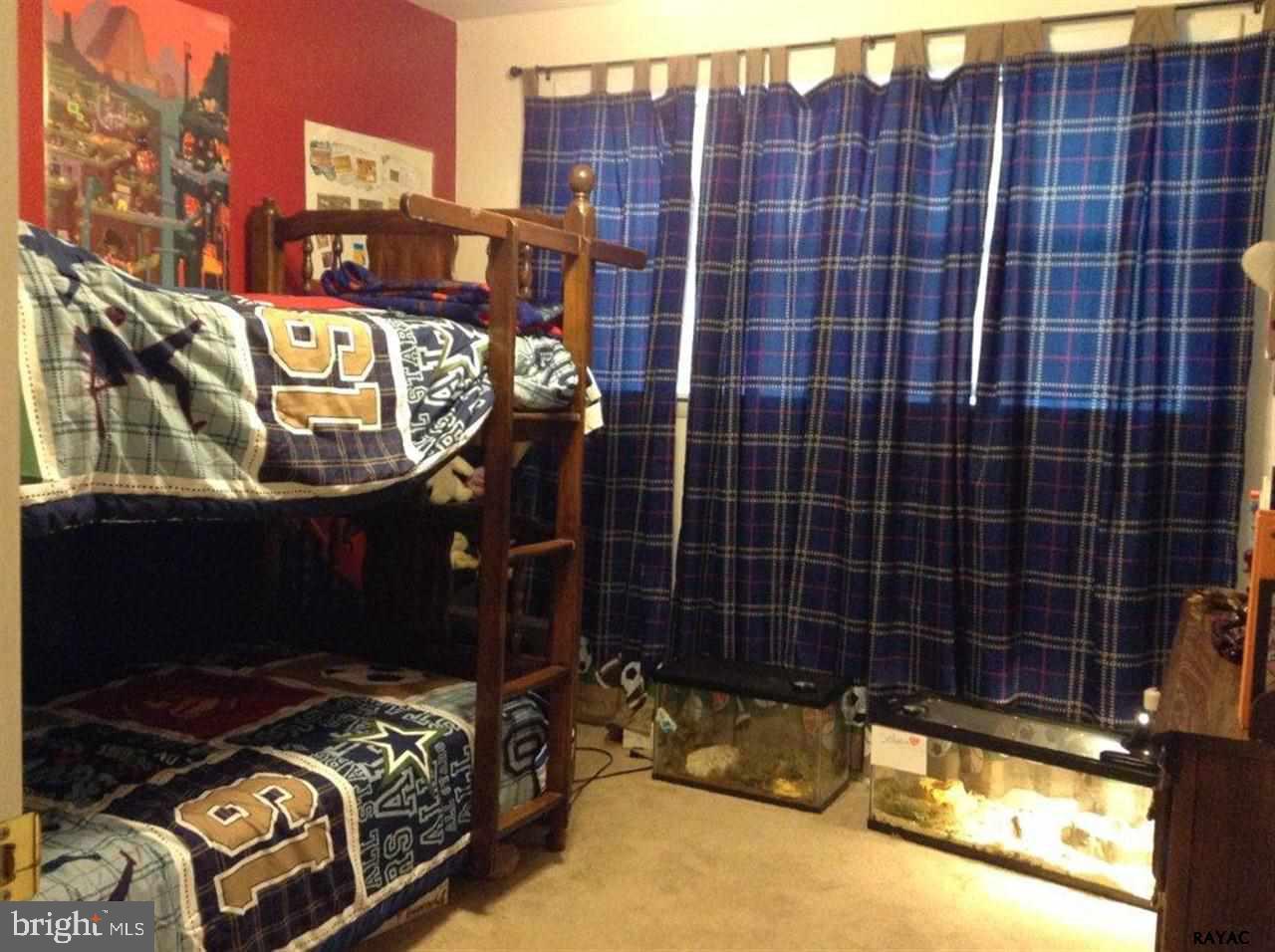 HAINES ACRES - Residential