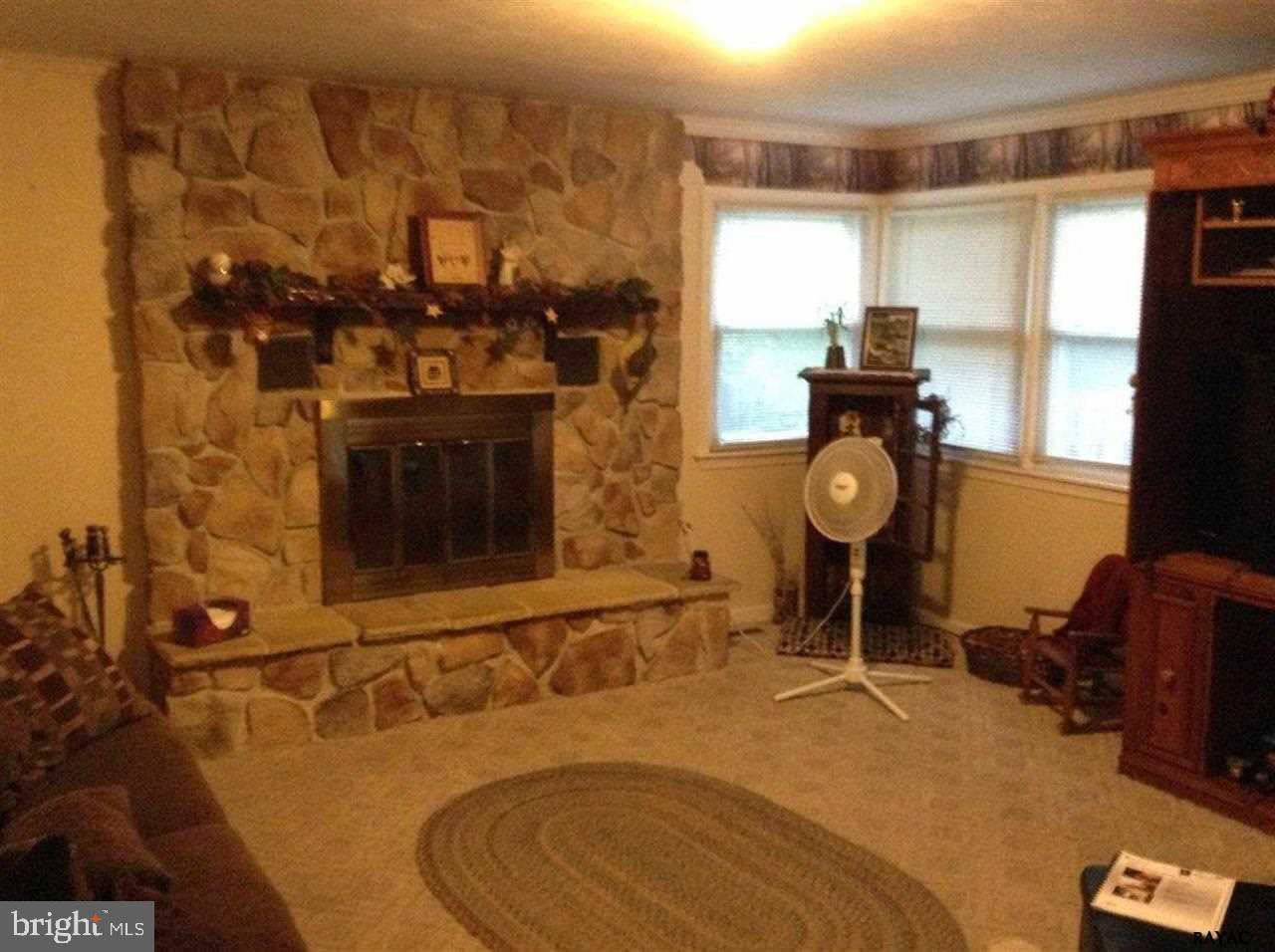 HAINES ACRES - Residential