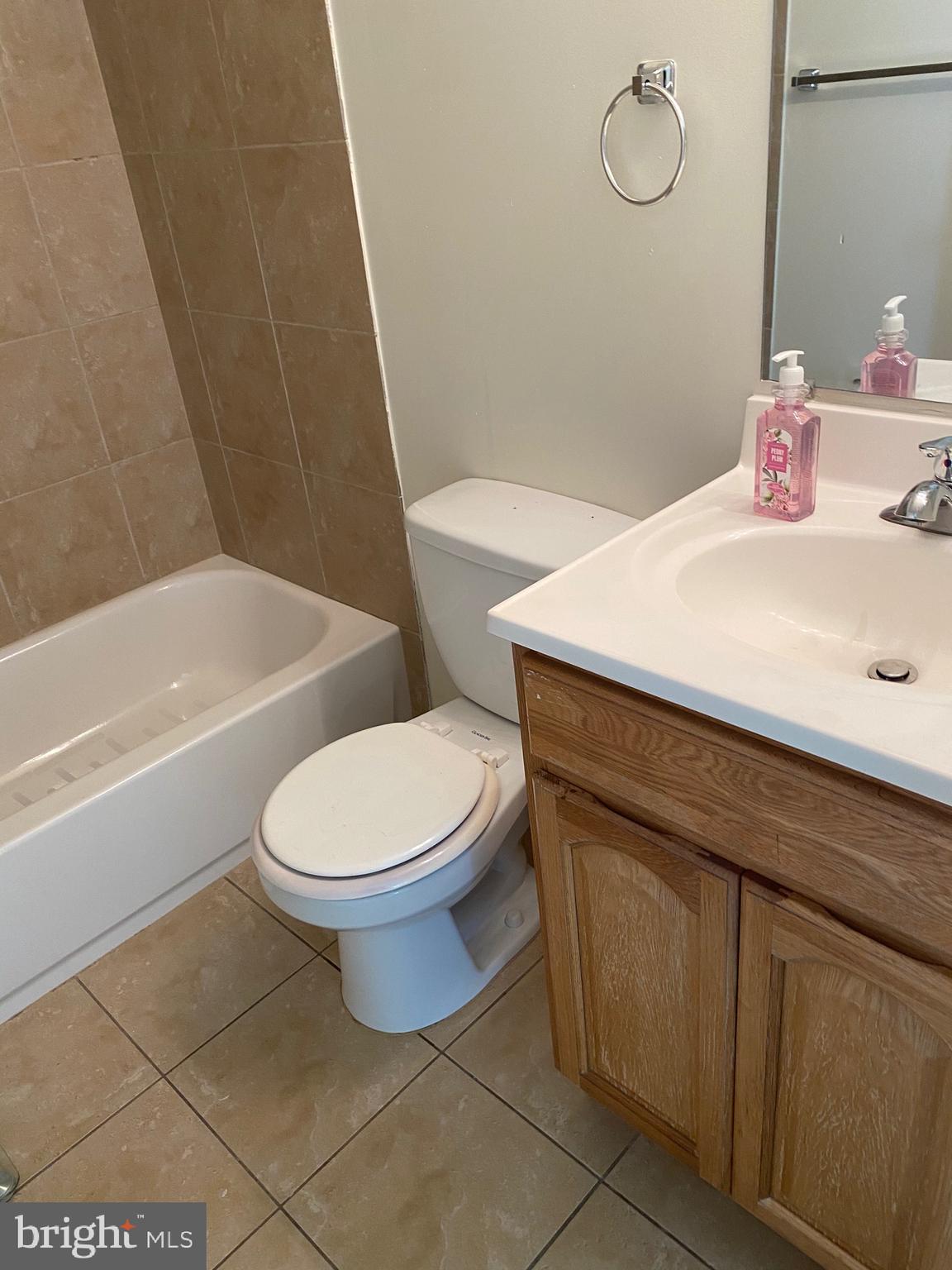 HUNTINGDON BROOK - Residential Lease