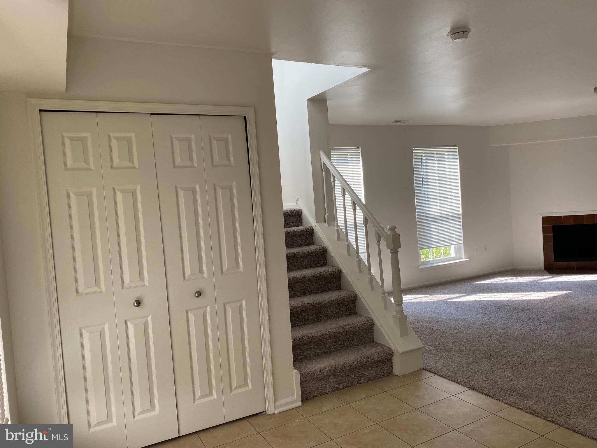 HUNTINGDON BROOK - Residential Lease