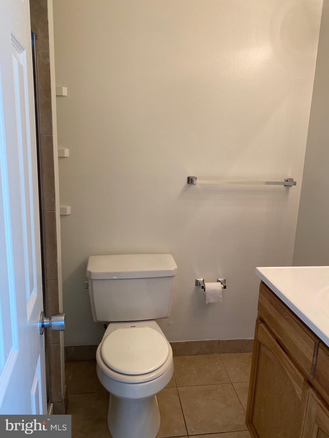 HUNTINGDON BROOK - Residential Lease