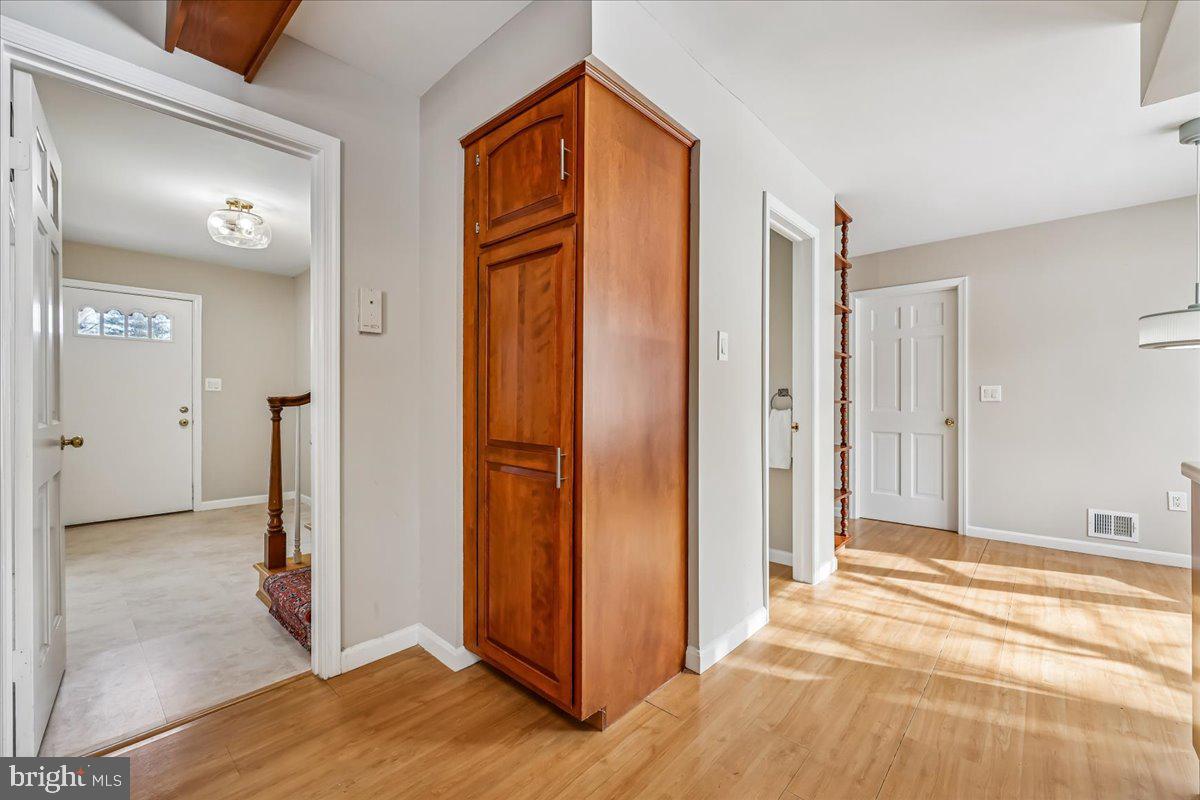 ANCIENT OAK - Residential