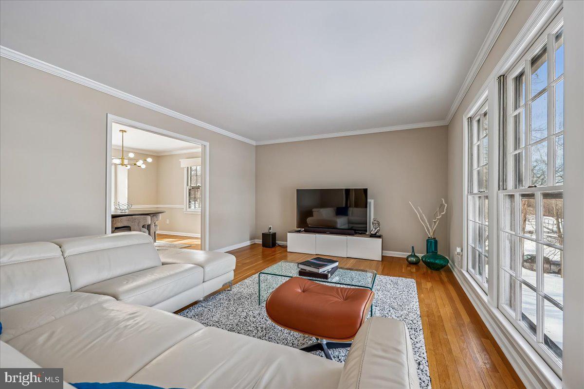 ANCIENT OAK - Residential