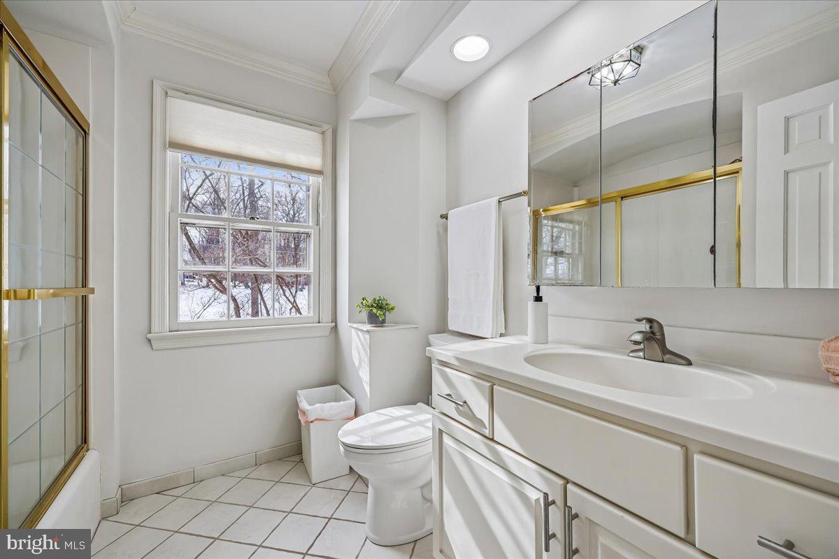 ANCIENT OAK - Residential