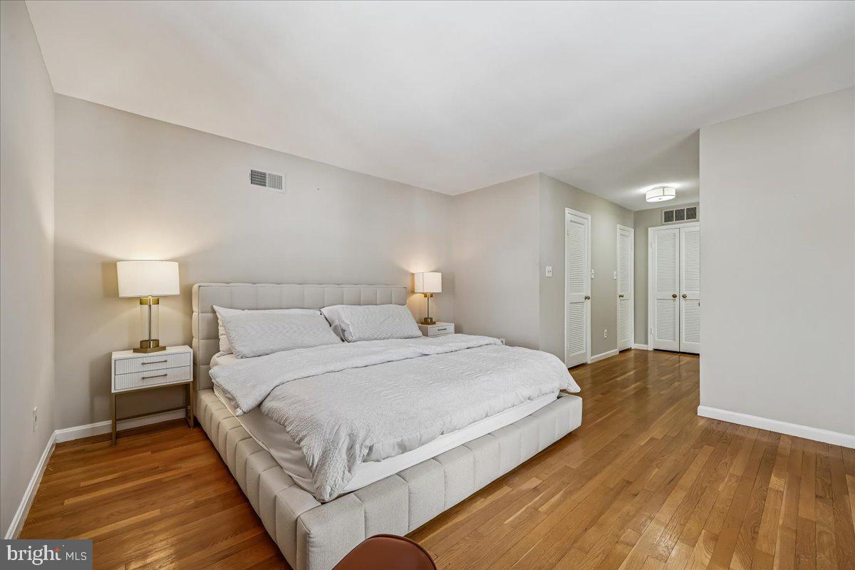 ANCIENT OAK - Residential