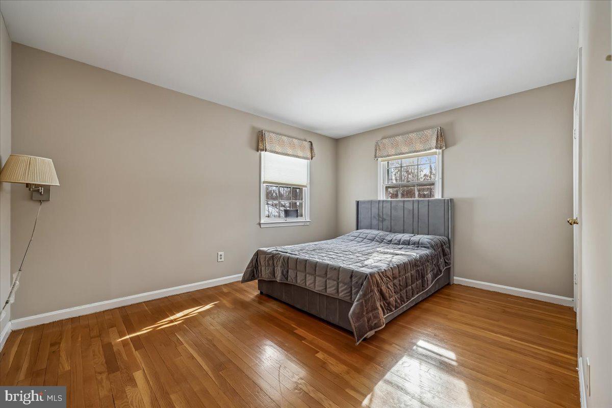 ANCIENT OAK - Residential