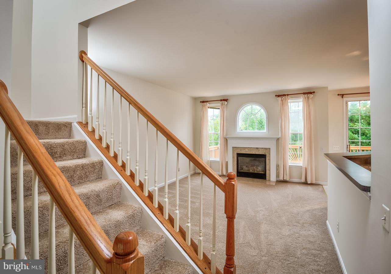 TALL OAKS - Residential