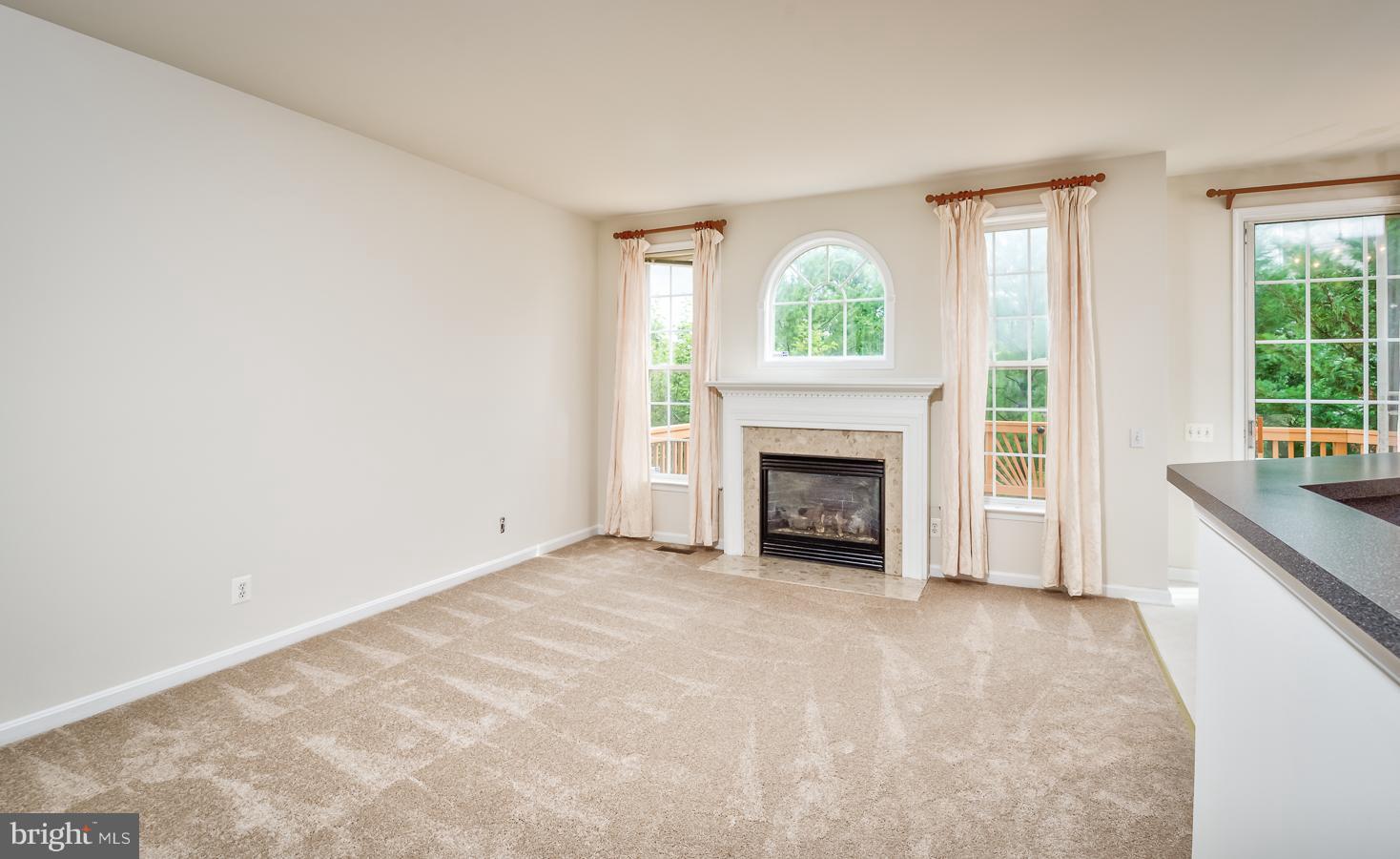 TALL OAKS - Residential