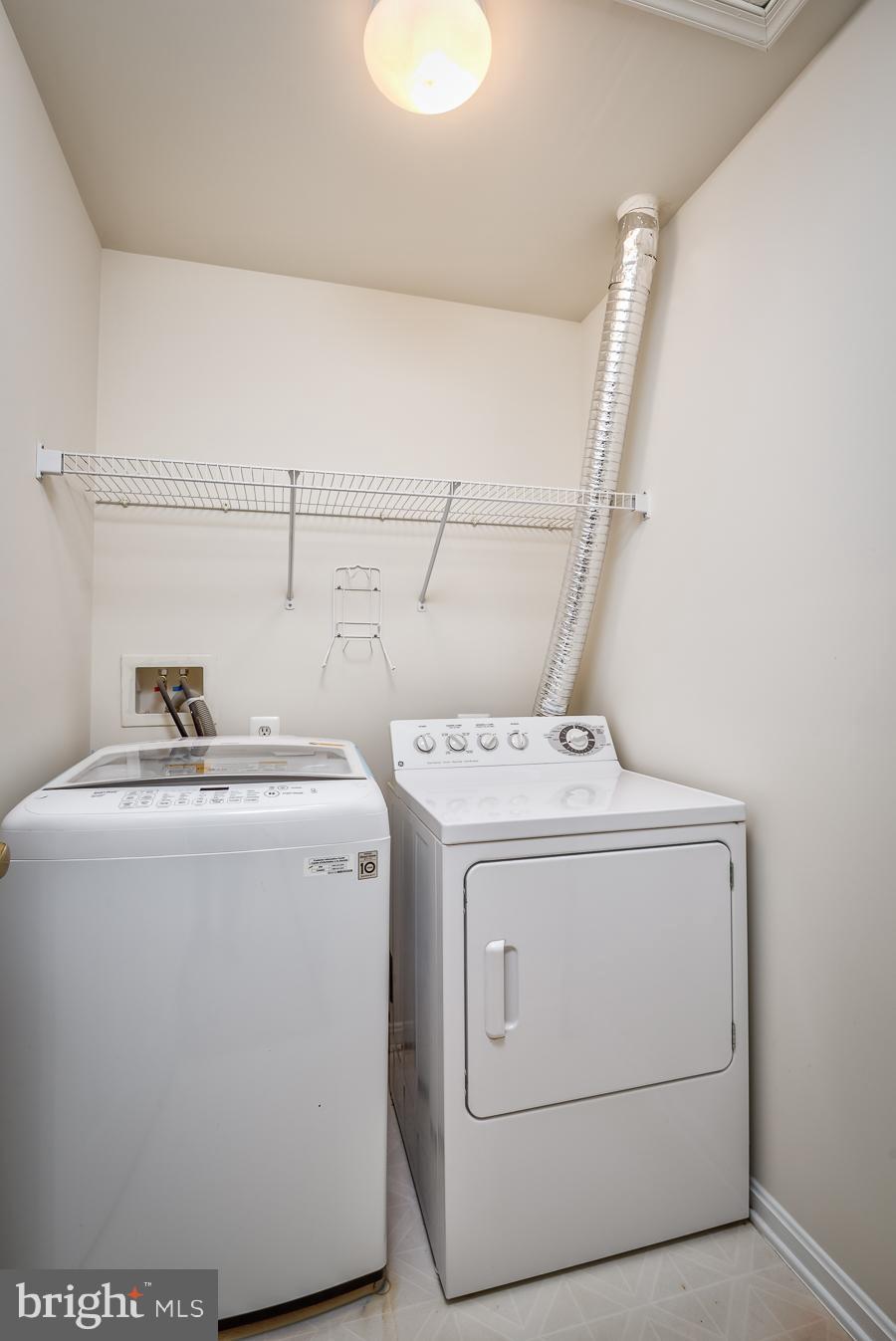 TALL OAKS - Residential