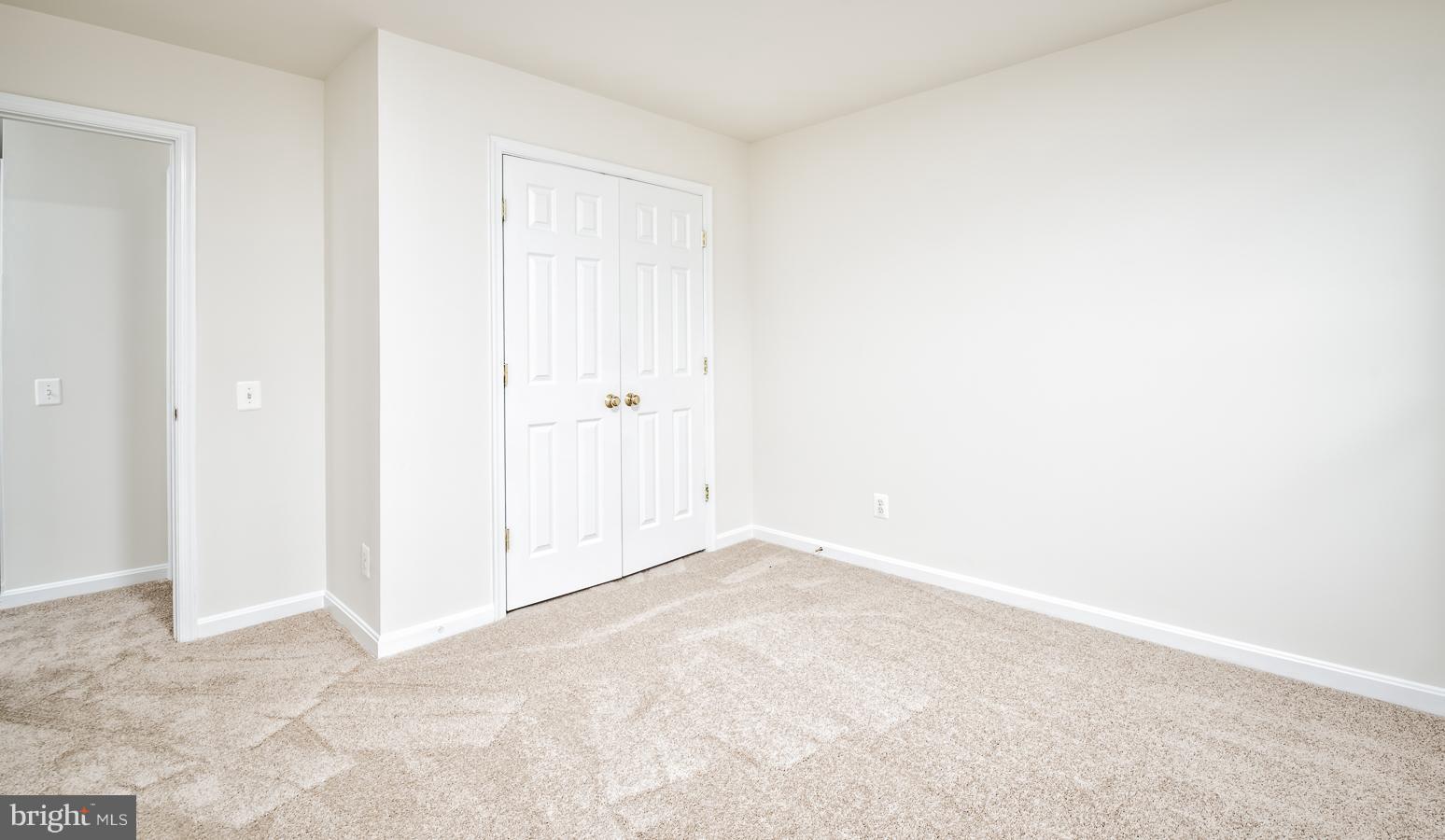 TALL OAKS - Residential