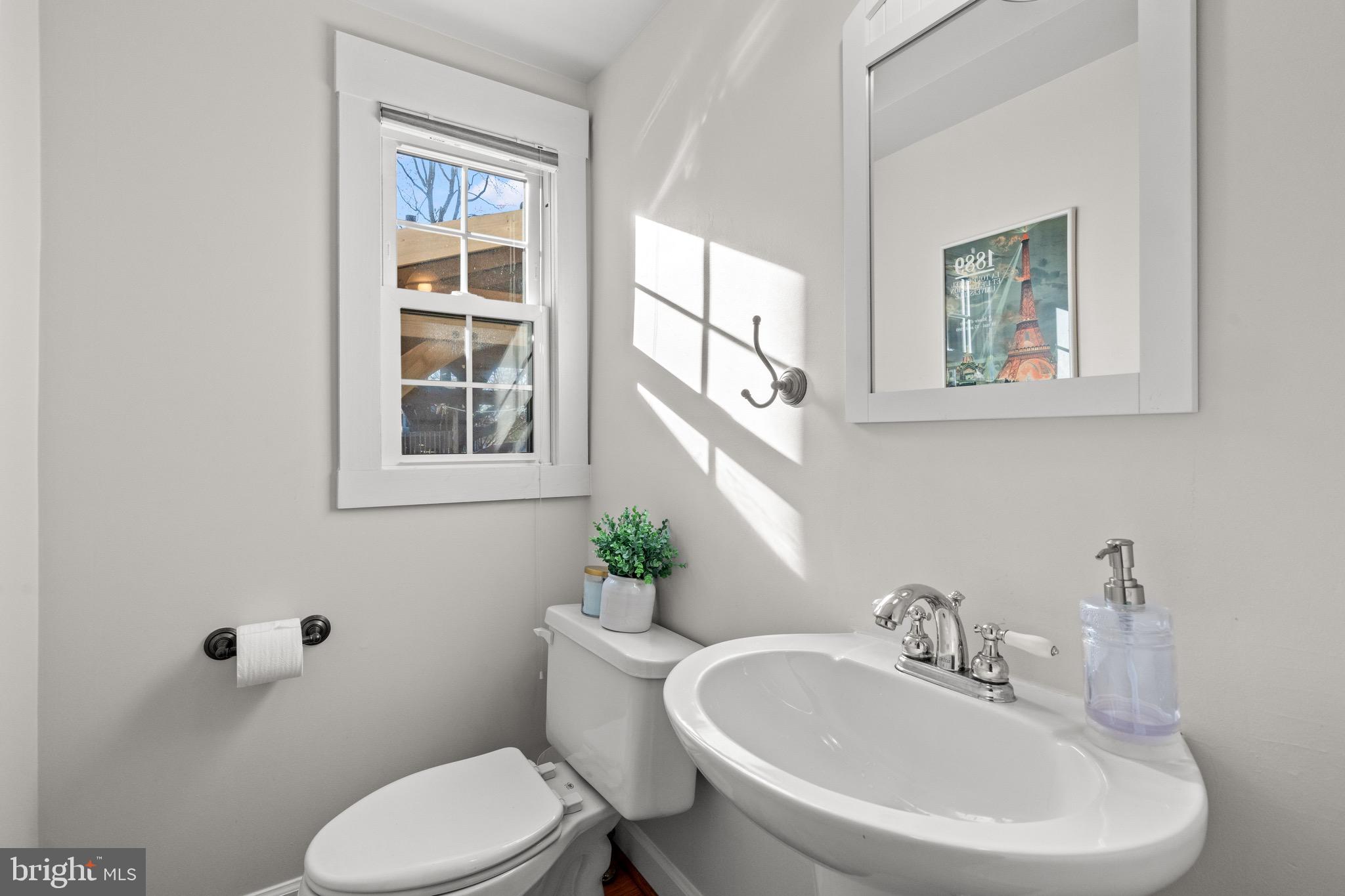 JEFFERSON MANOR - Residential