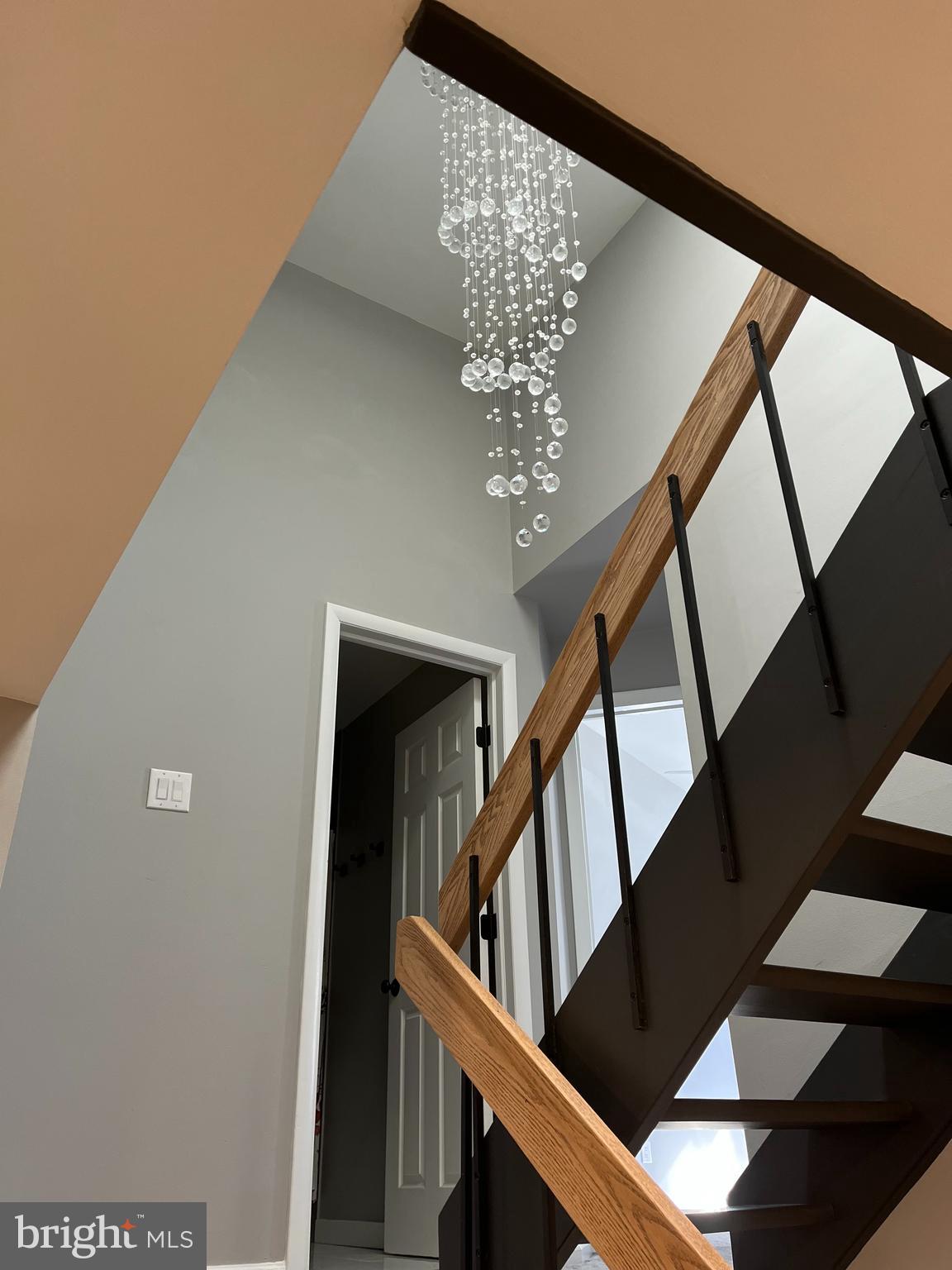 FLYING HILLS - Residential