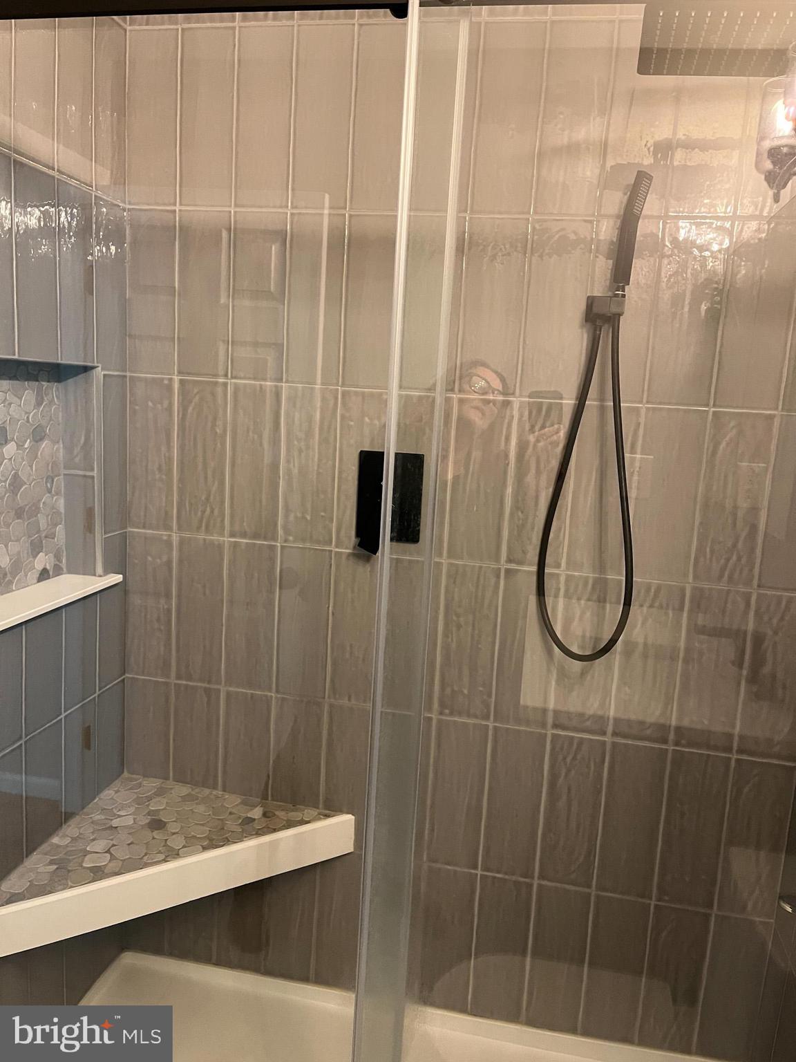 FLYING HILLS - Residential