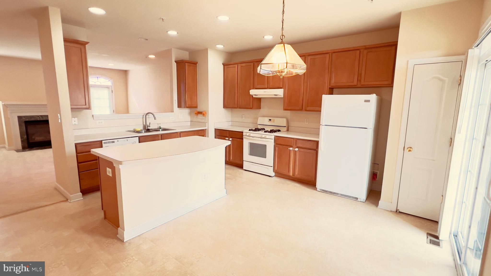 HIGHLANDS AT CLARKSBURG - Residential