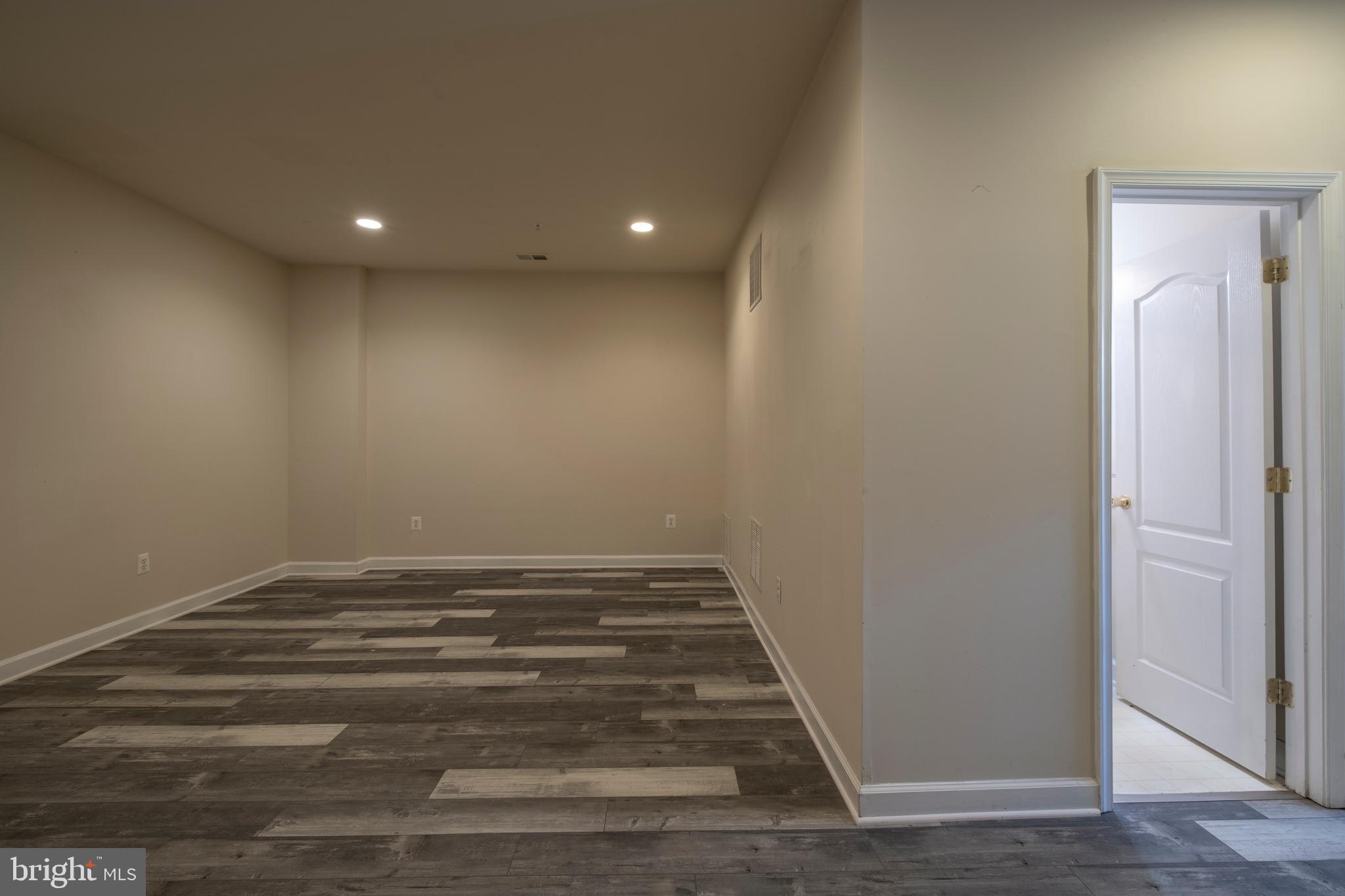 HIGHLANDS AT CLARKSBURG - Residential