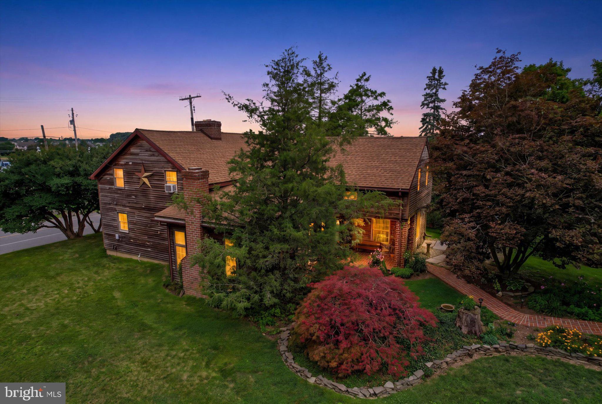 2619 CARLISLE PIKE