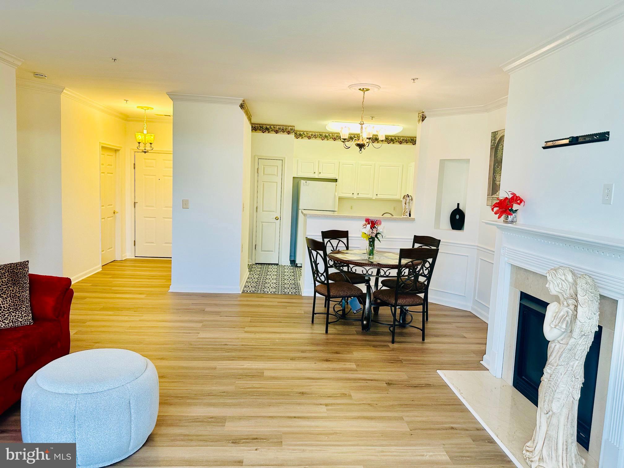 CAMERON GROVE - Residential