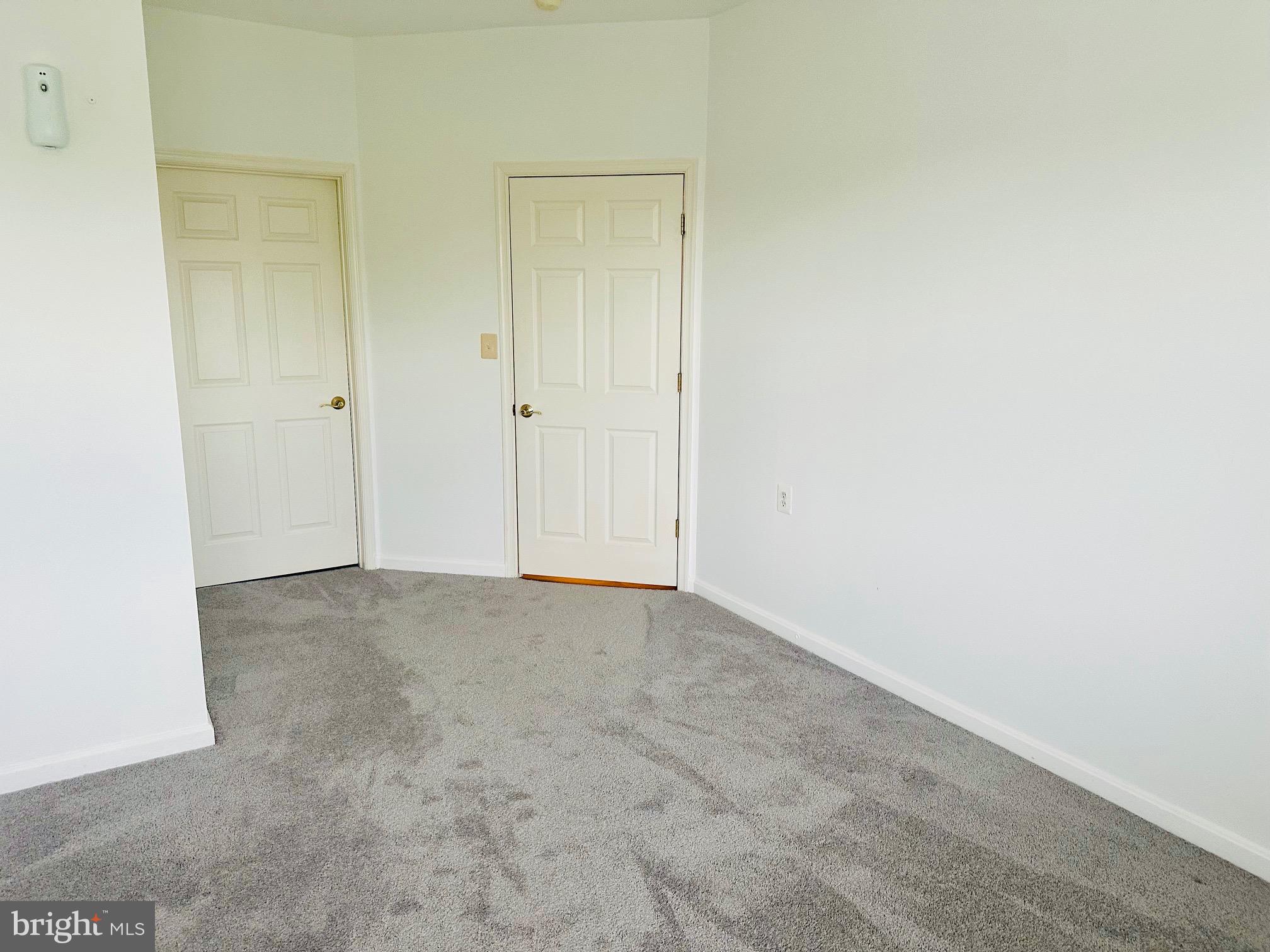 CAMERON GROVE - Residential