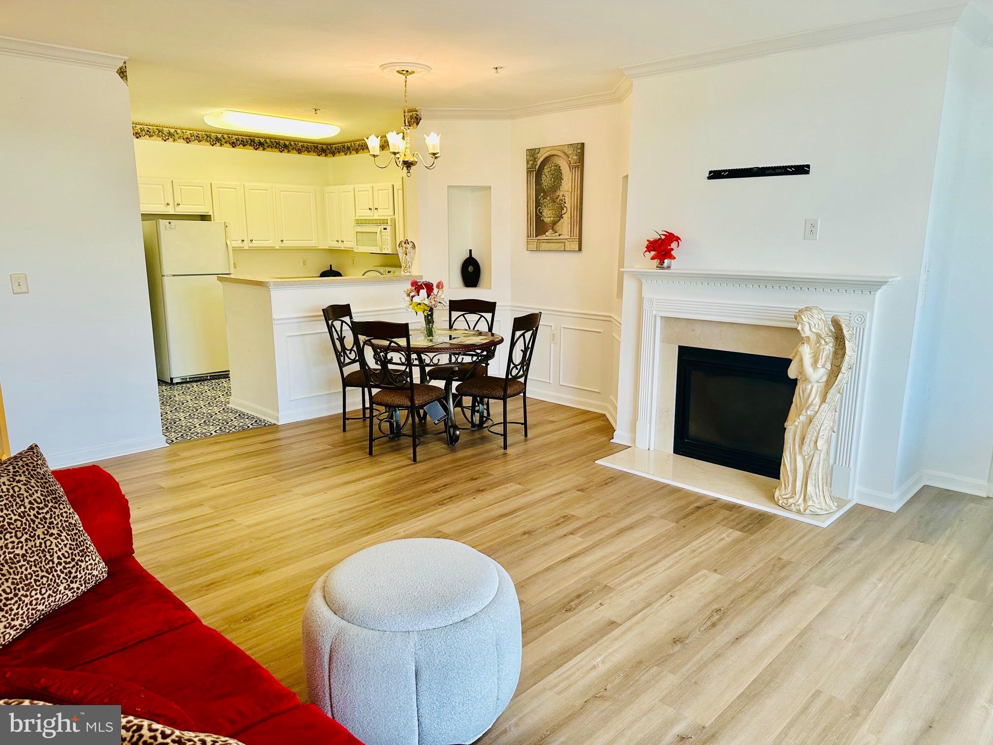 CAMERON GROVE - Residential