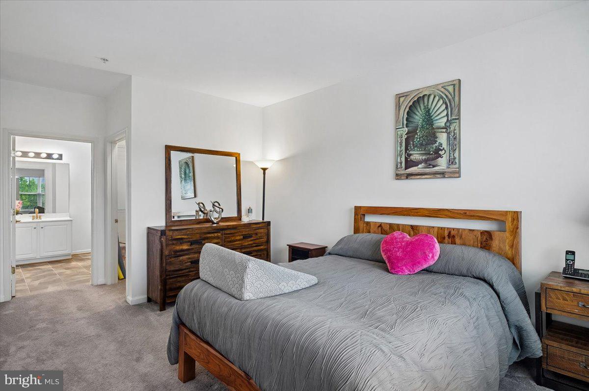 CAMERON GROVE - Residential