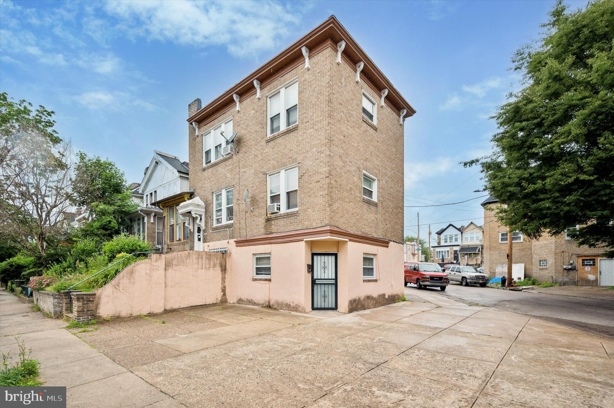 5351 MORSE STREET