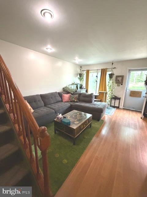 YORKTOWN - Residential