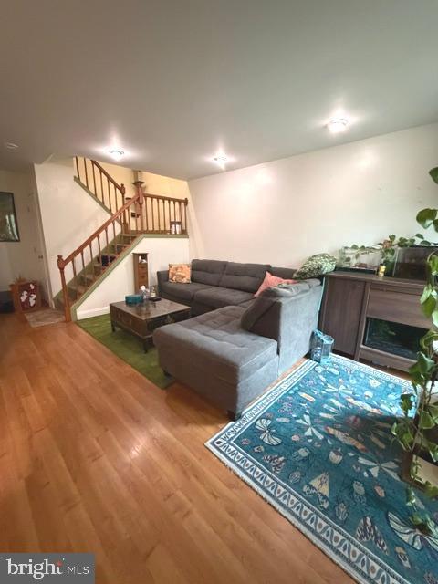 YORKTOWN - Residential
