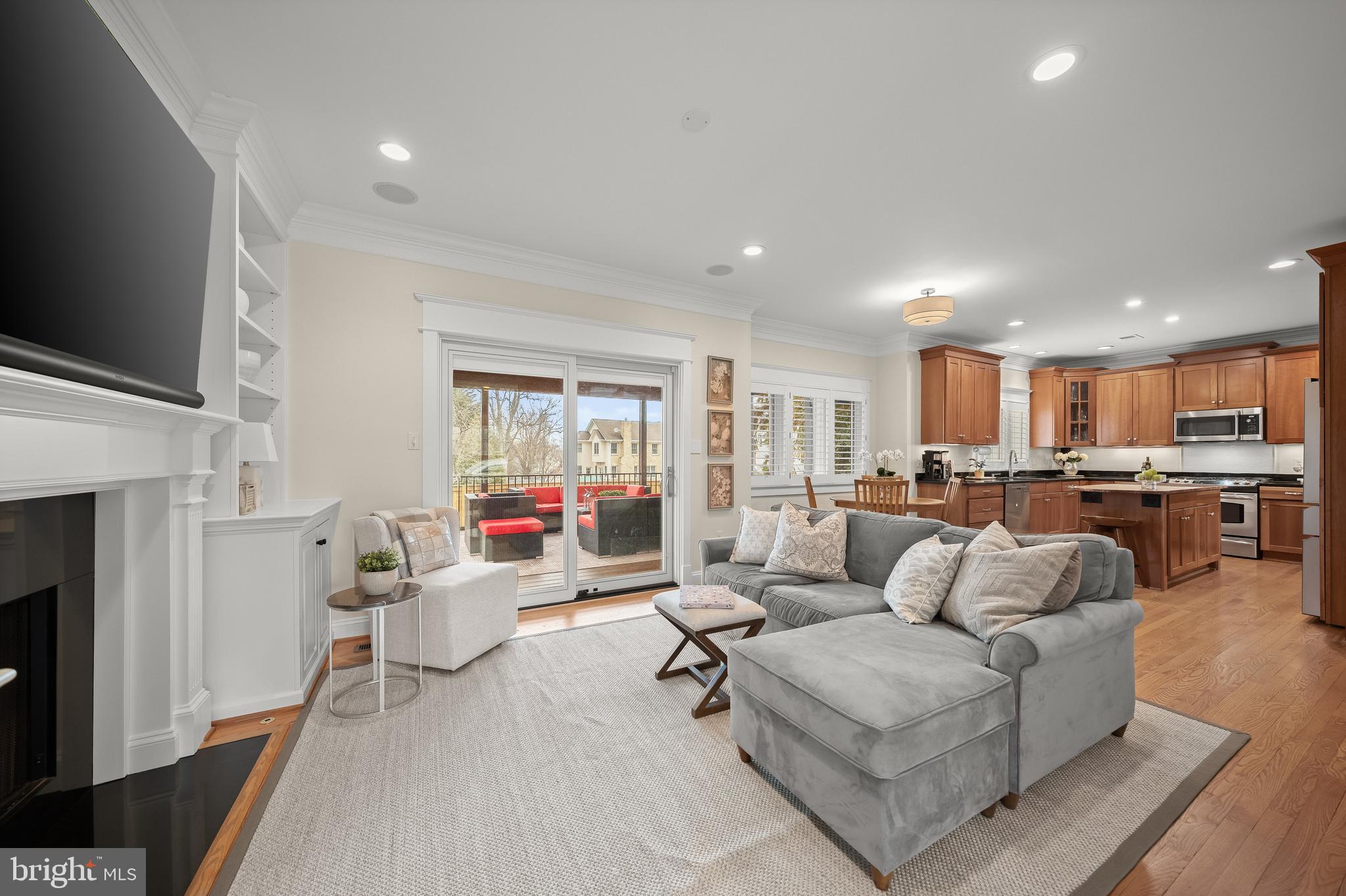 TARA - LEEWAY HEIGHTS - Residential