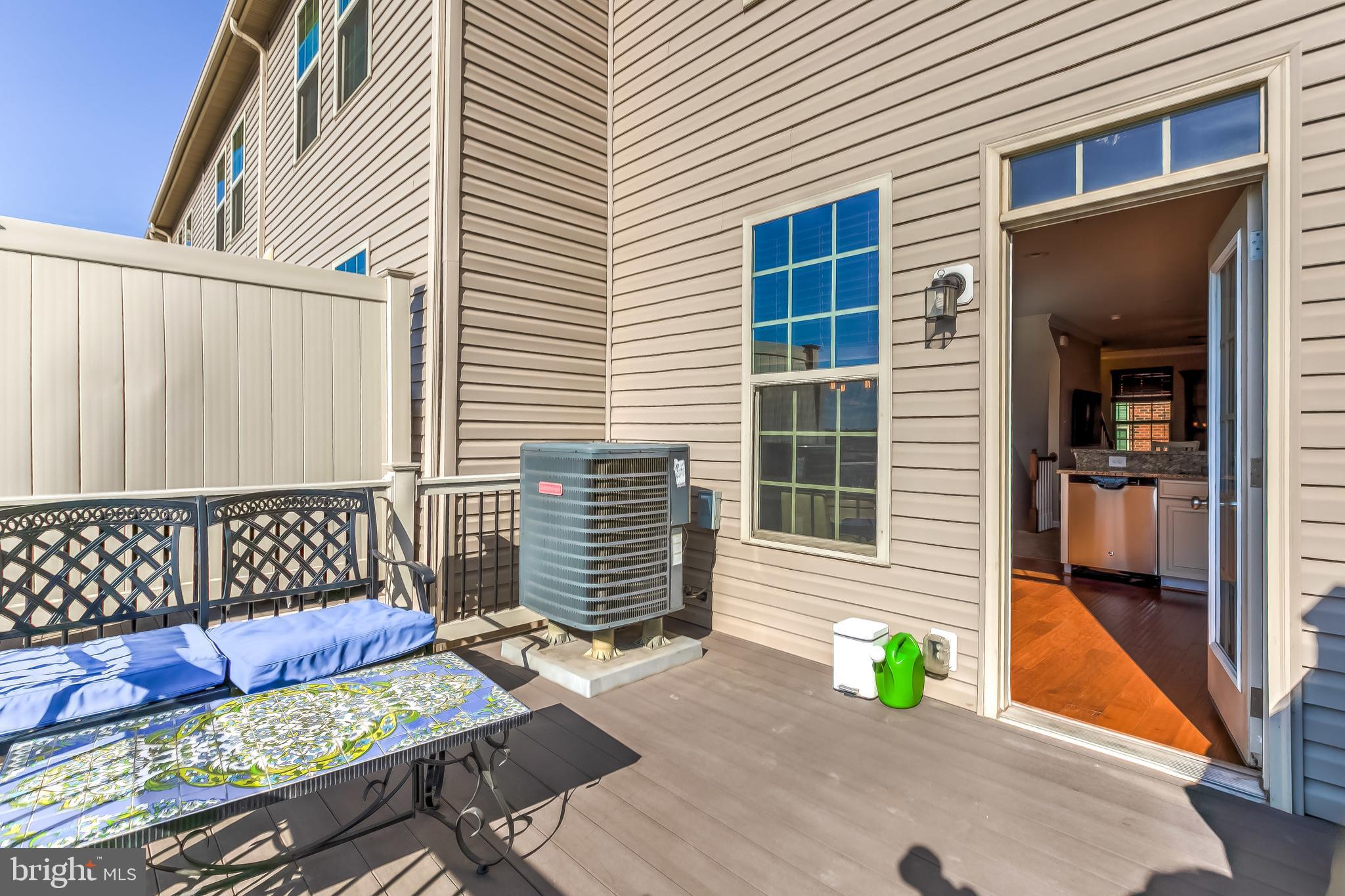 O'DONNELL SQUARE - Residential