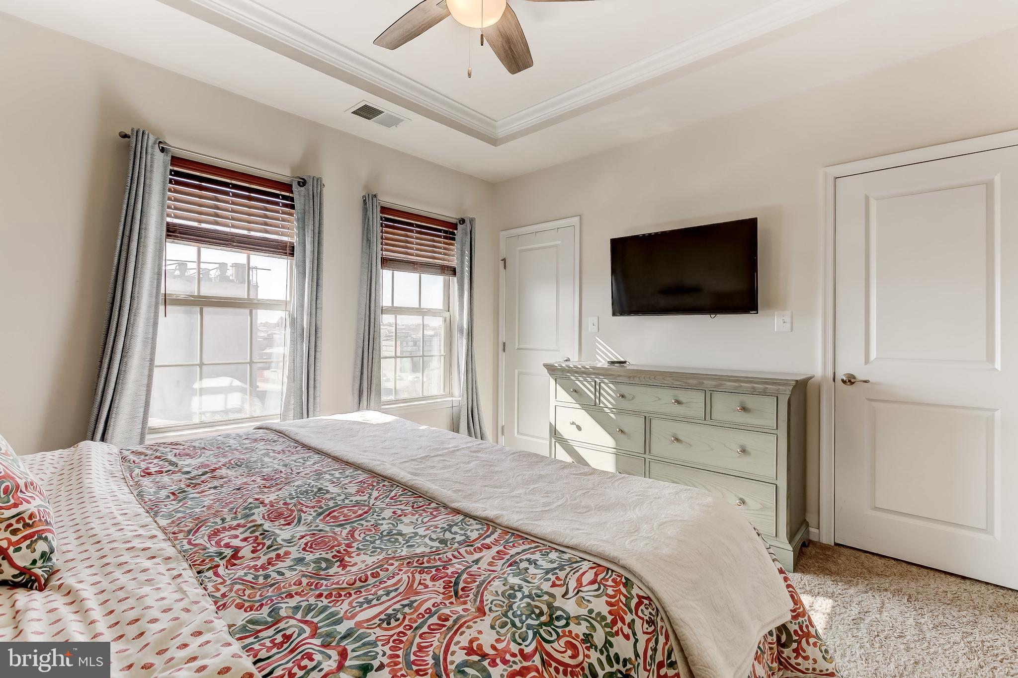 O'DONNELL SQUARE - Residential