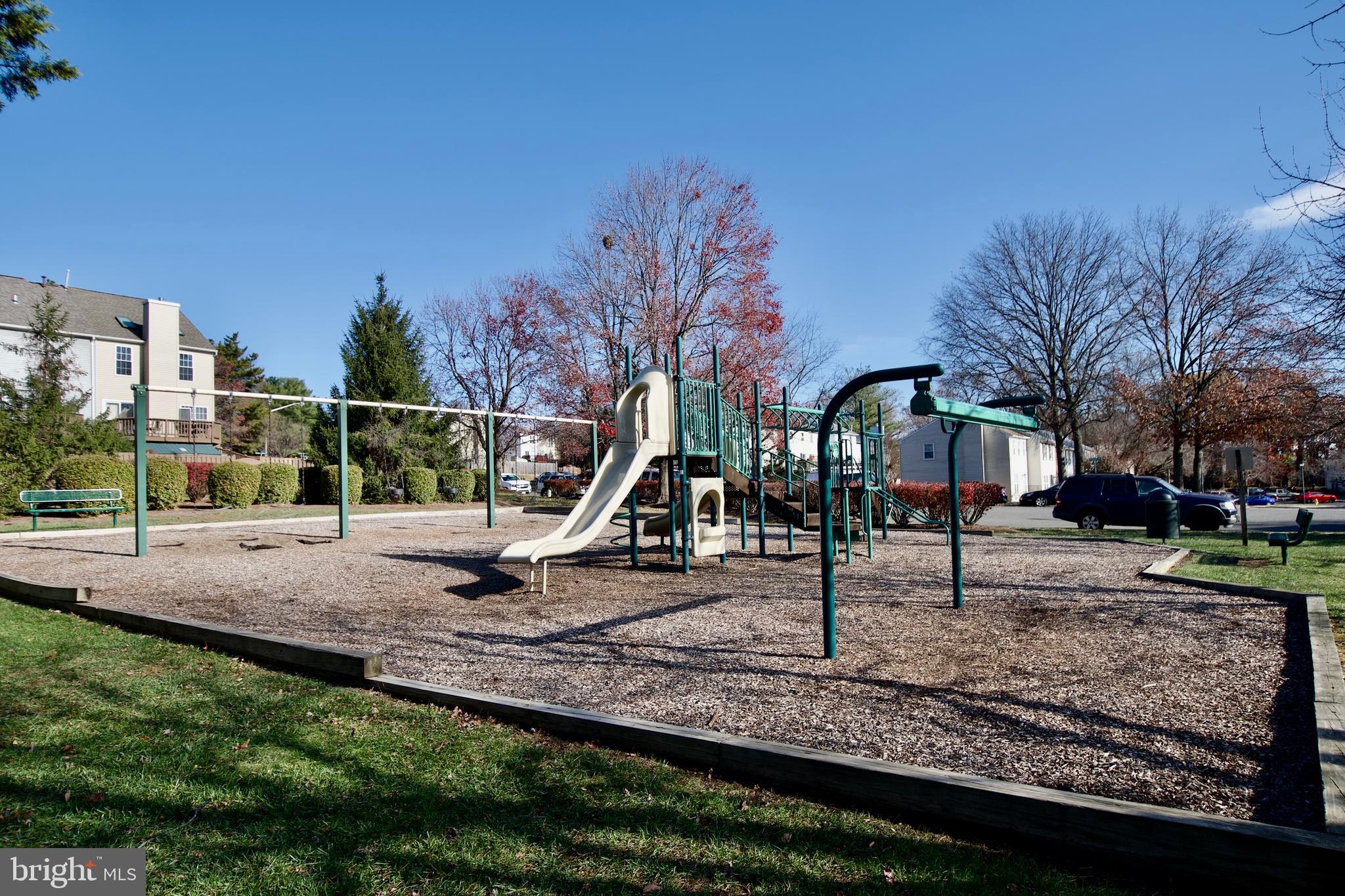 ROLLING BROOK - Residential