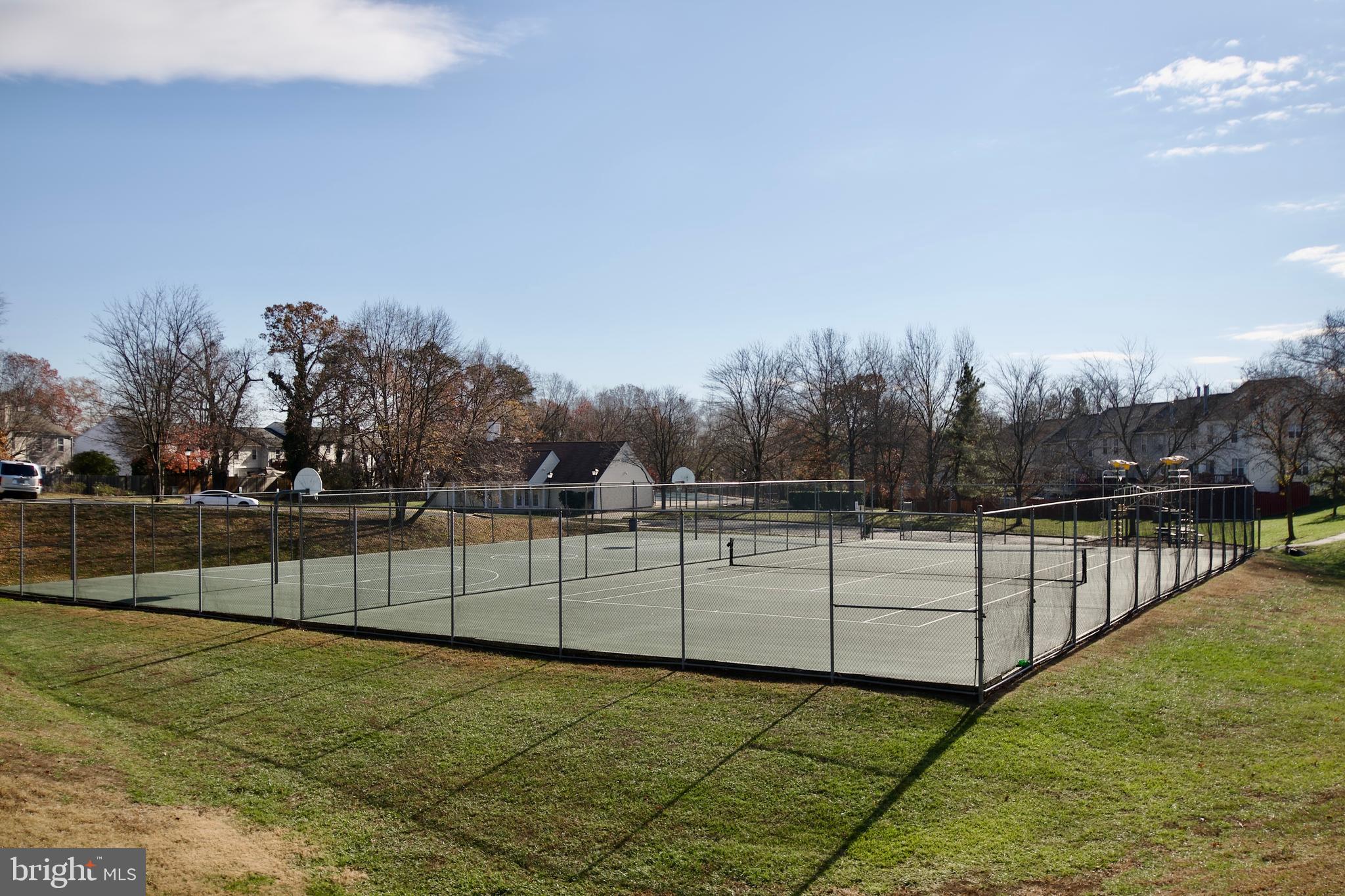 ROLLING BROOK - Residential