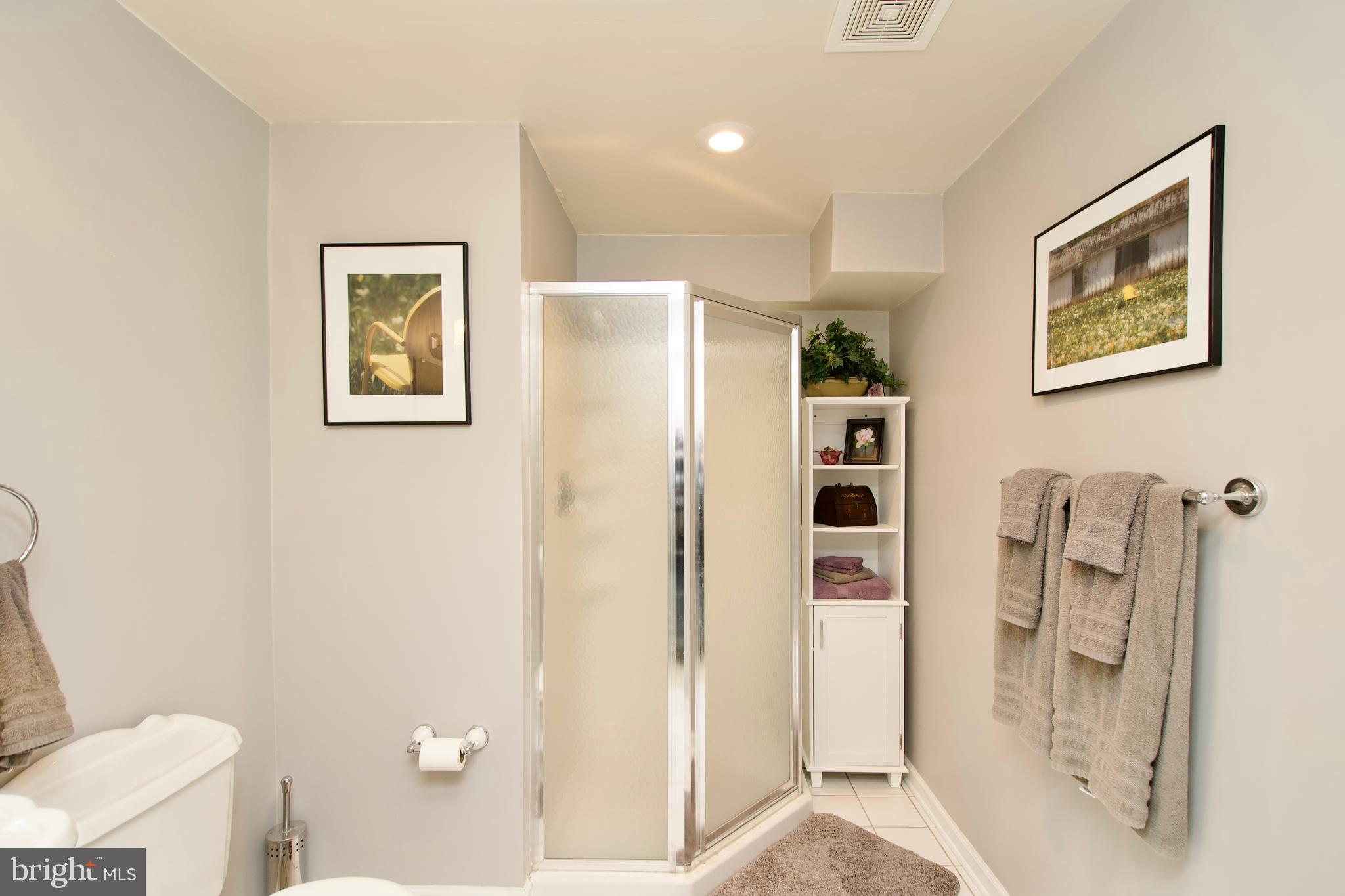 ROLLING BROOK - Residential