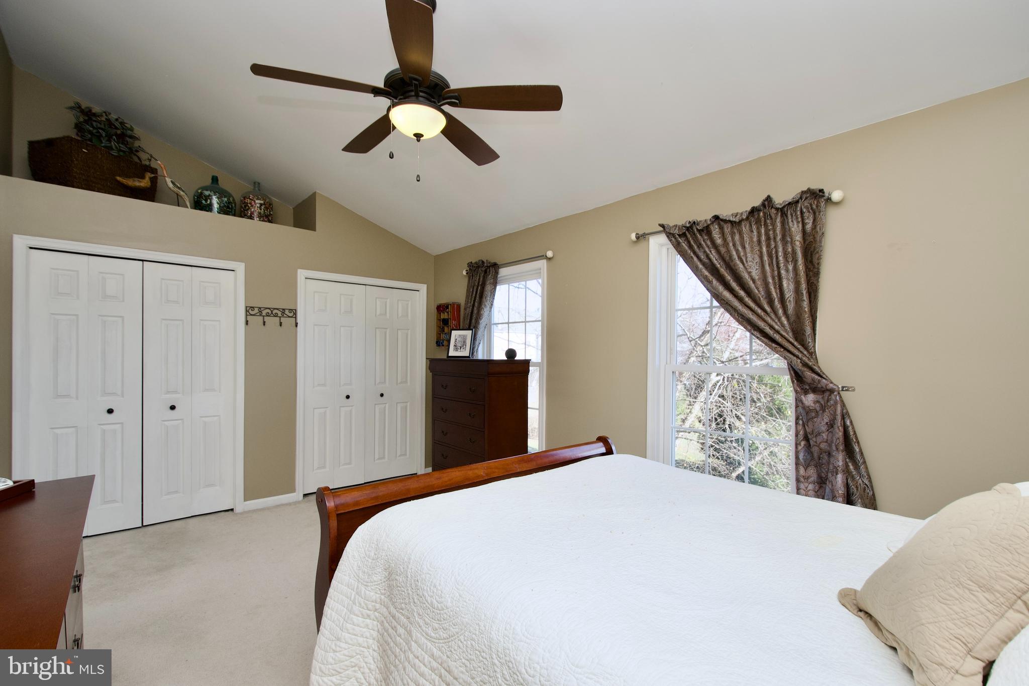 ROLLING BROOK - Residential