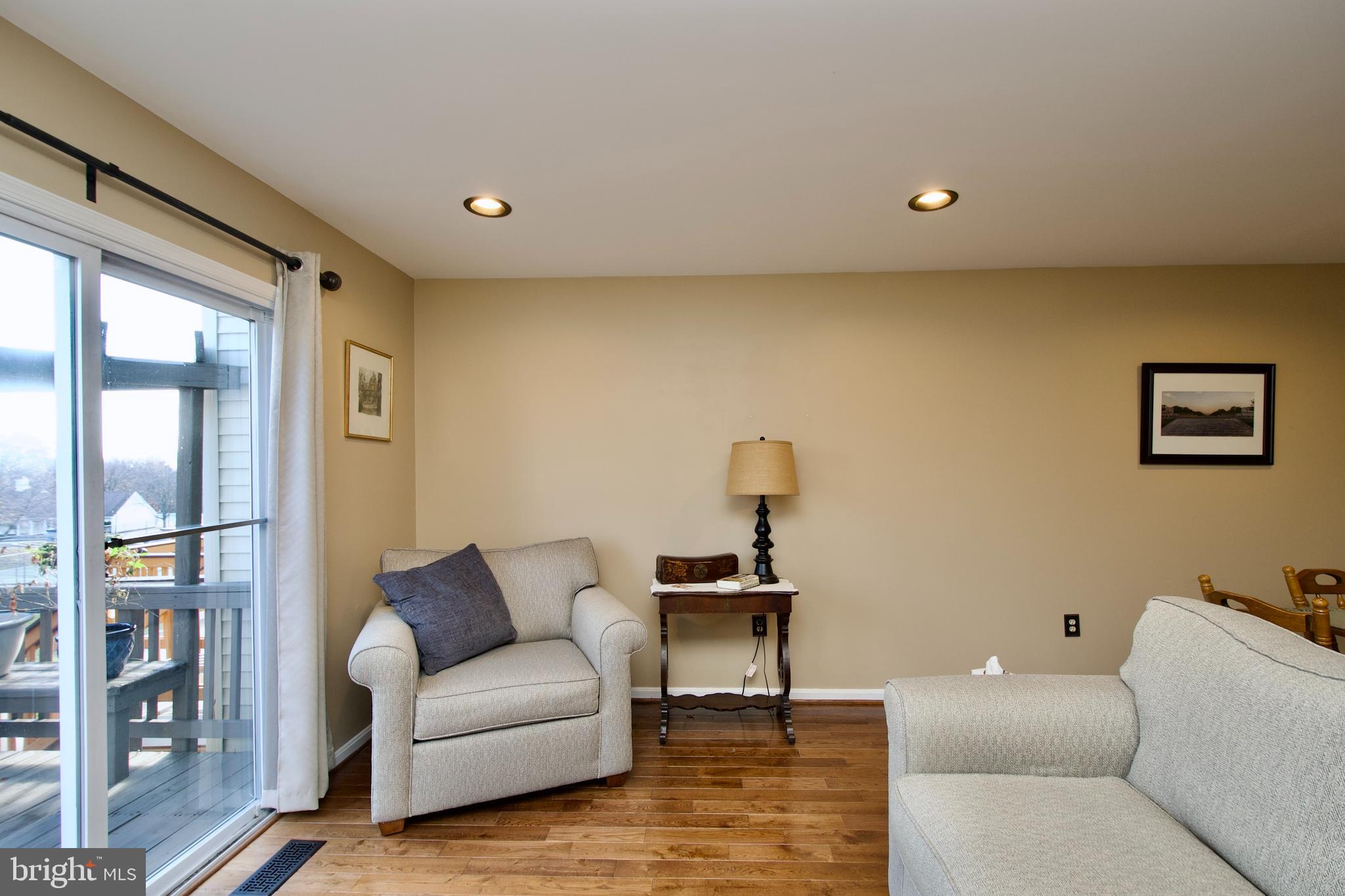 ROLLING BROOK - Residential