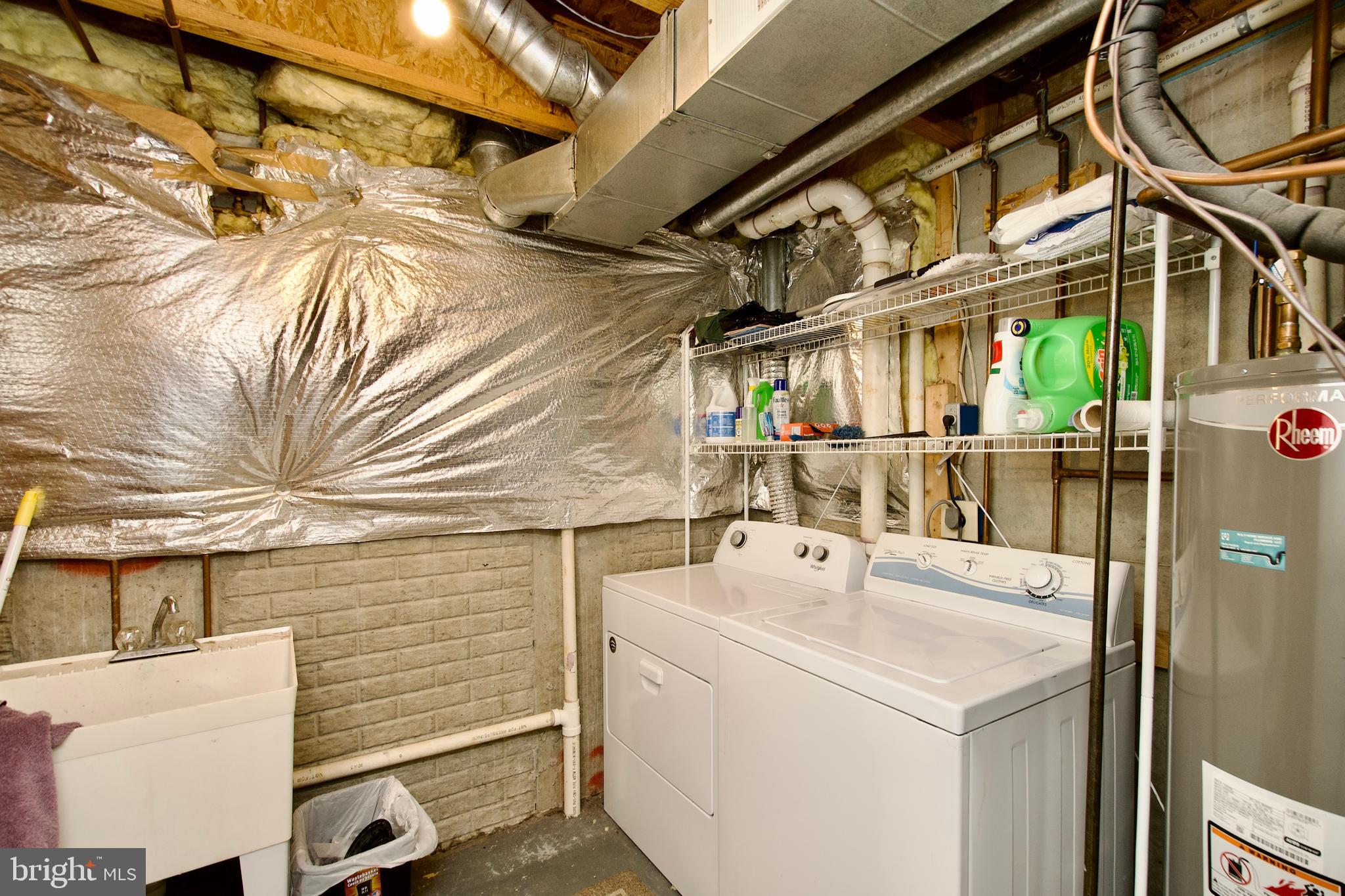 ROLLING BROOK - Residential