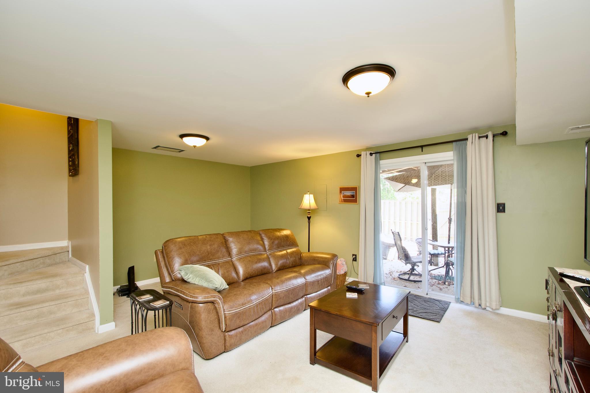 ROLLING BROOK - Residential