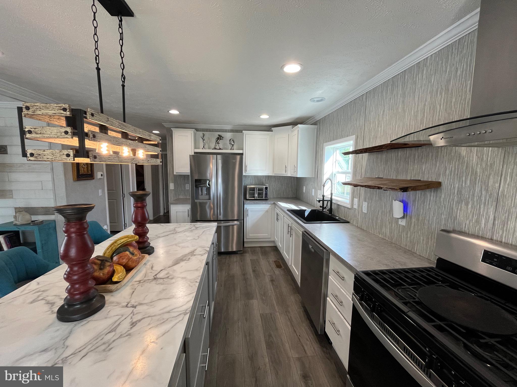 PENNWOOD CROSSING - Residential