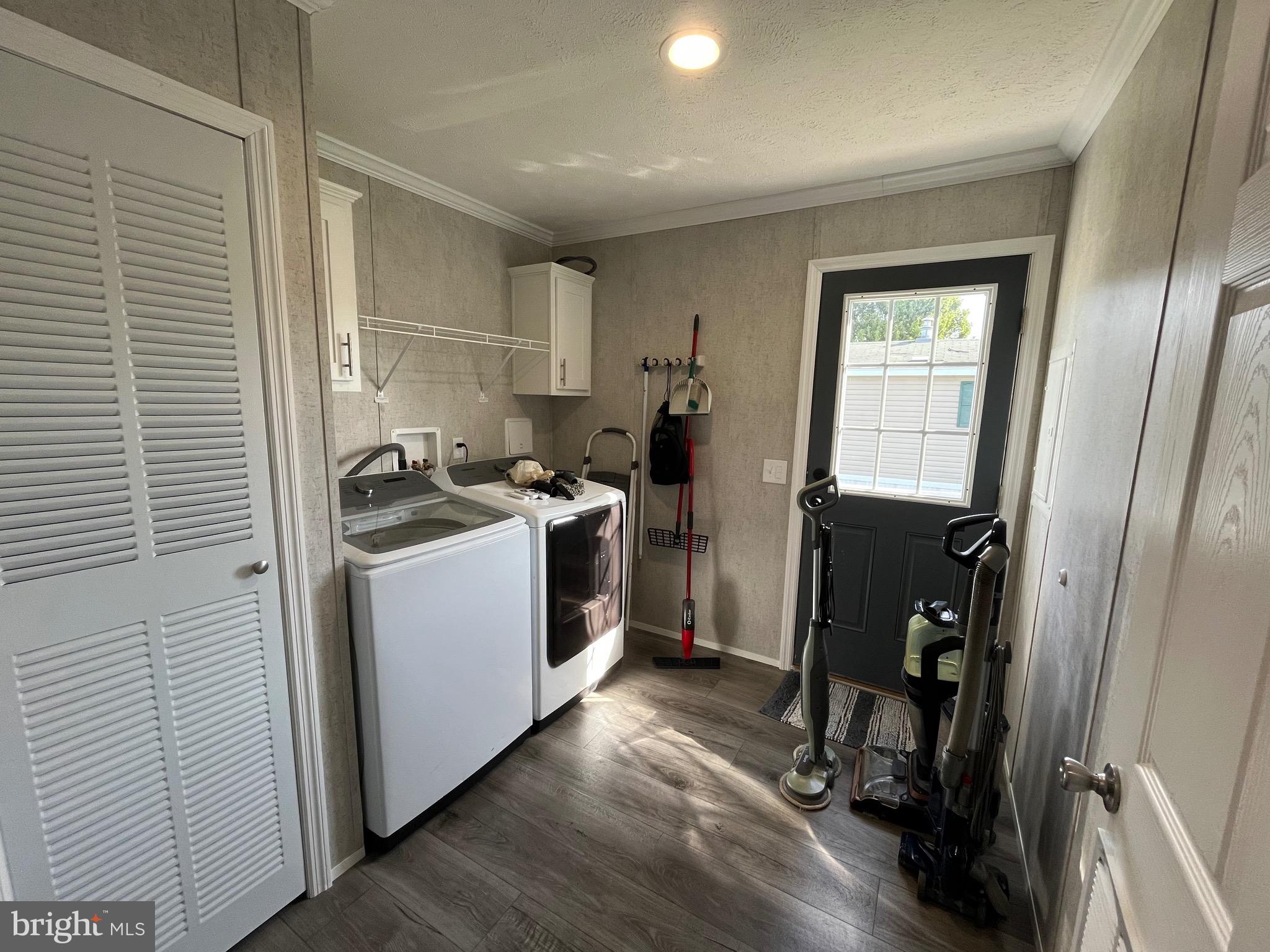 PENNWOOD CROSSING - Residential