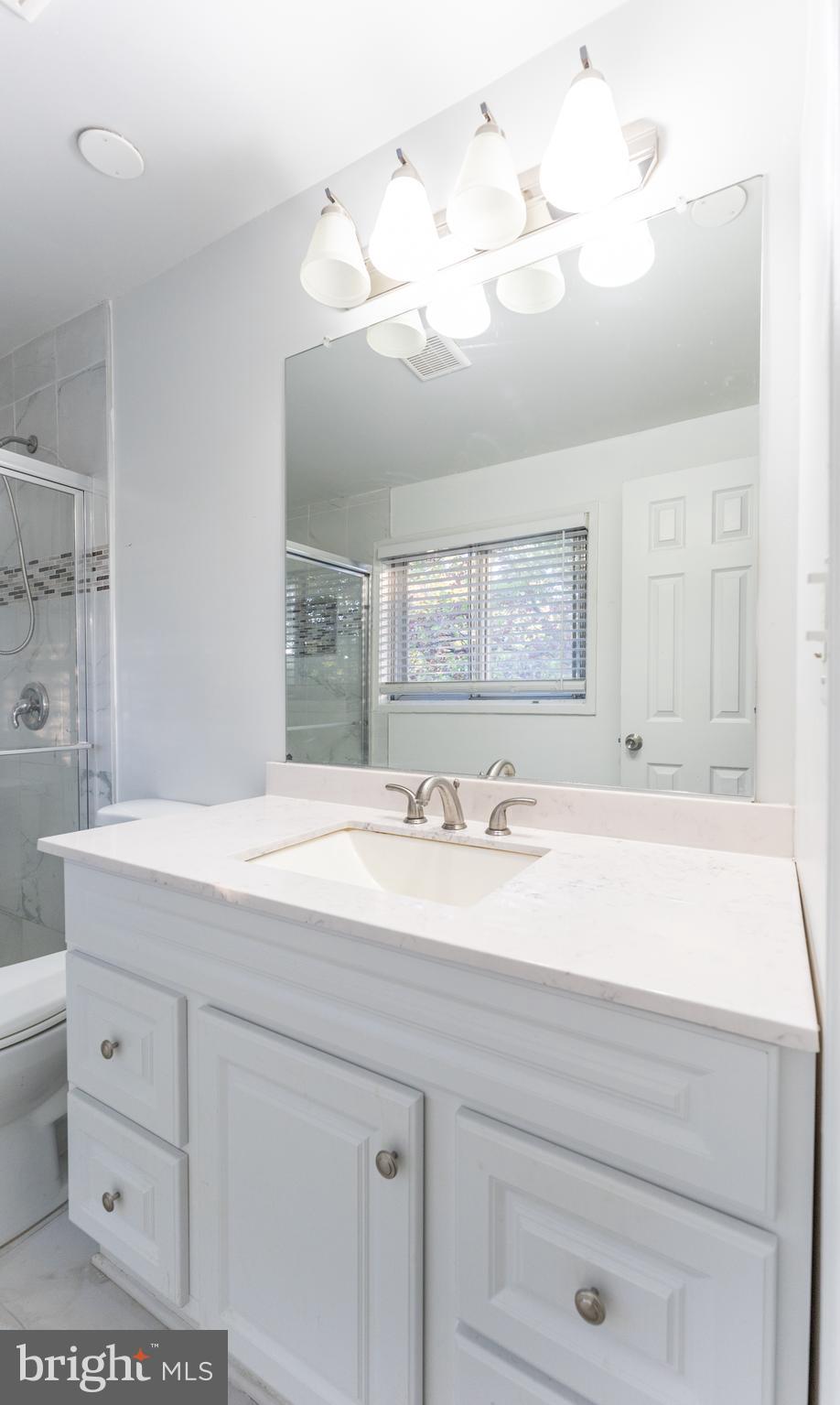 GREENWOOD KNOLLS - Residential