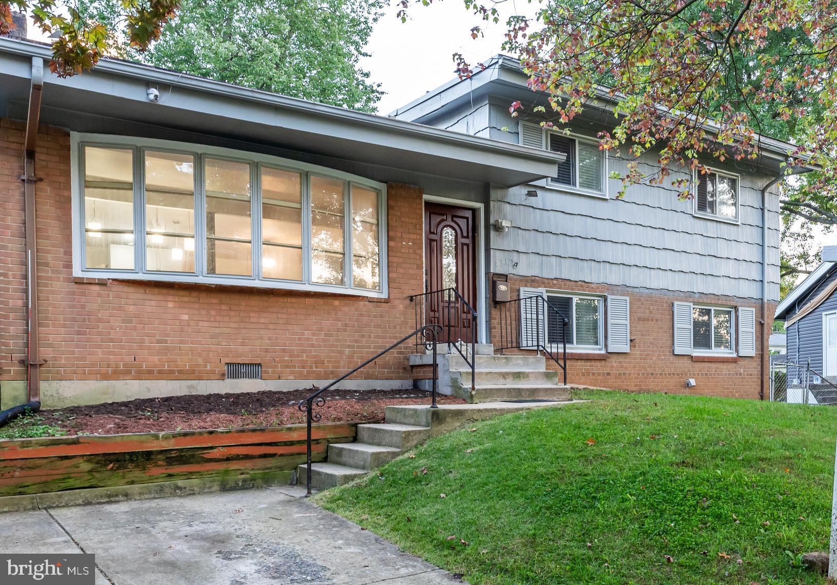 GREENWOOD KNOLLS - Residential