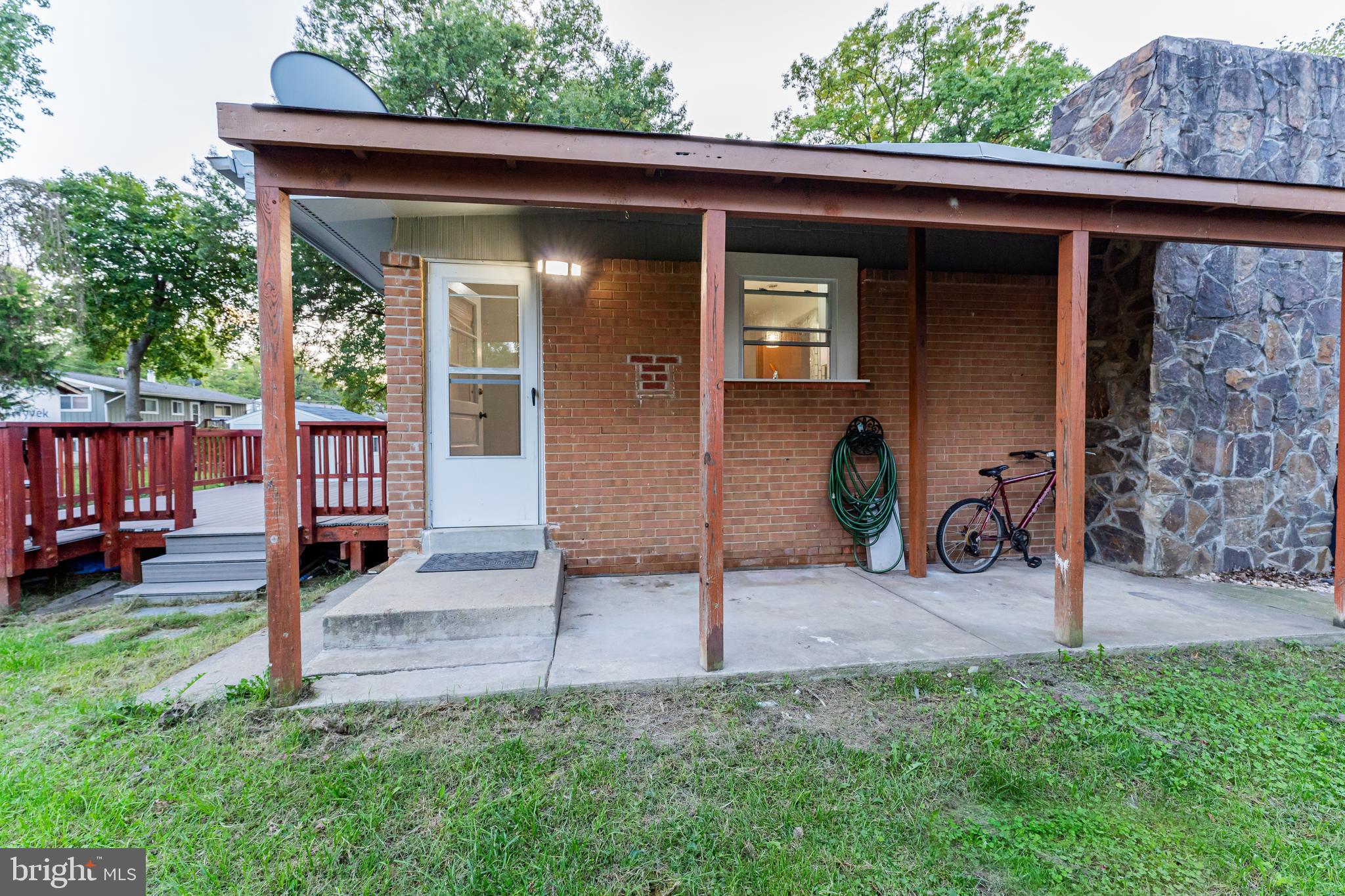 GREENWOOD KNOLLS - Residential