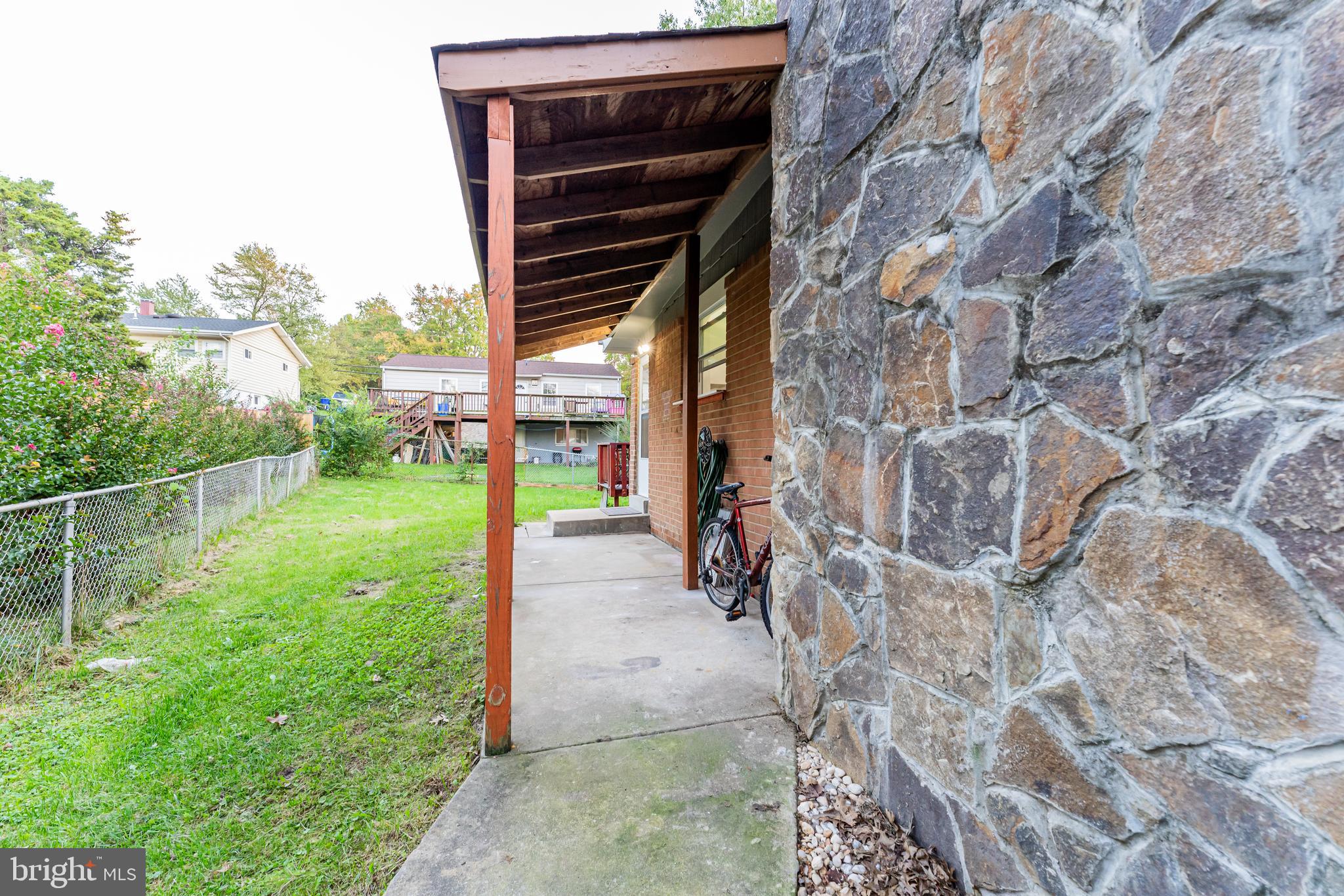 GREENWOOD KNOLLS - Residential