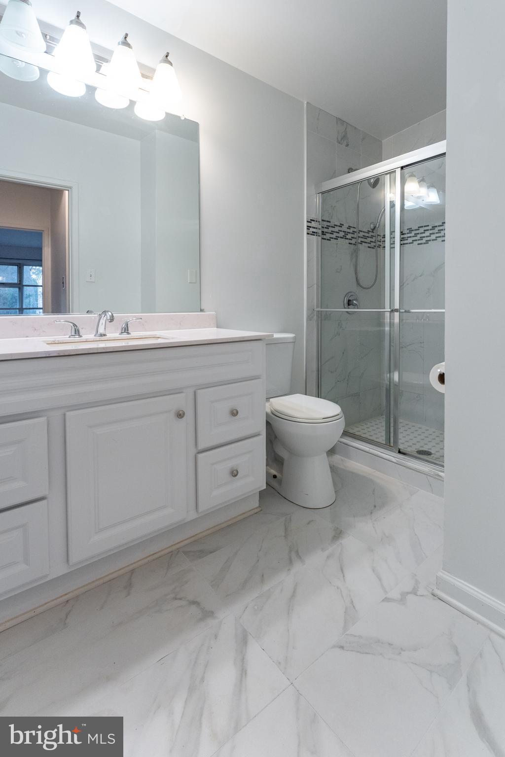 GREENWOOD KNOLLS - Residential