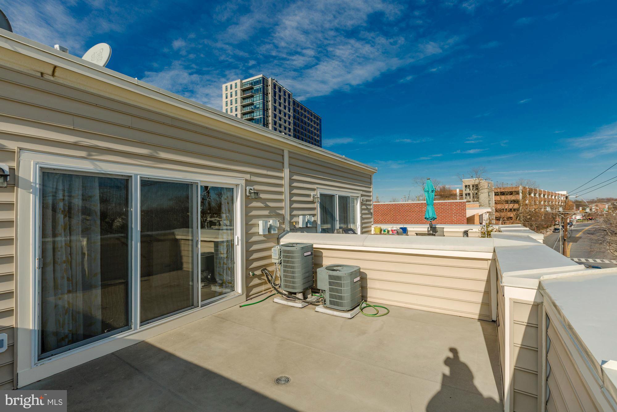 WHEATON FOREST - Residential